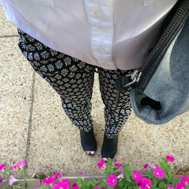 soft pants, old navy, peep toe, steve madden, block heel, everlane