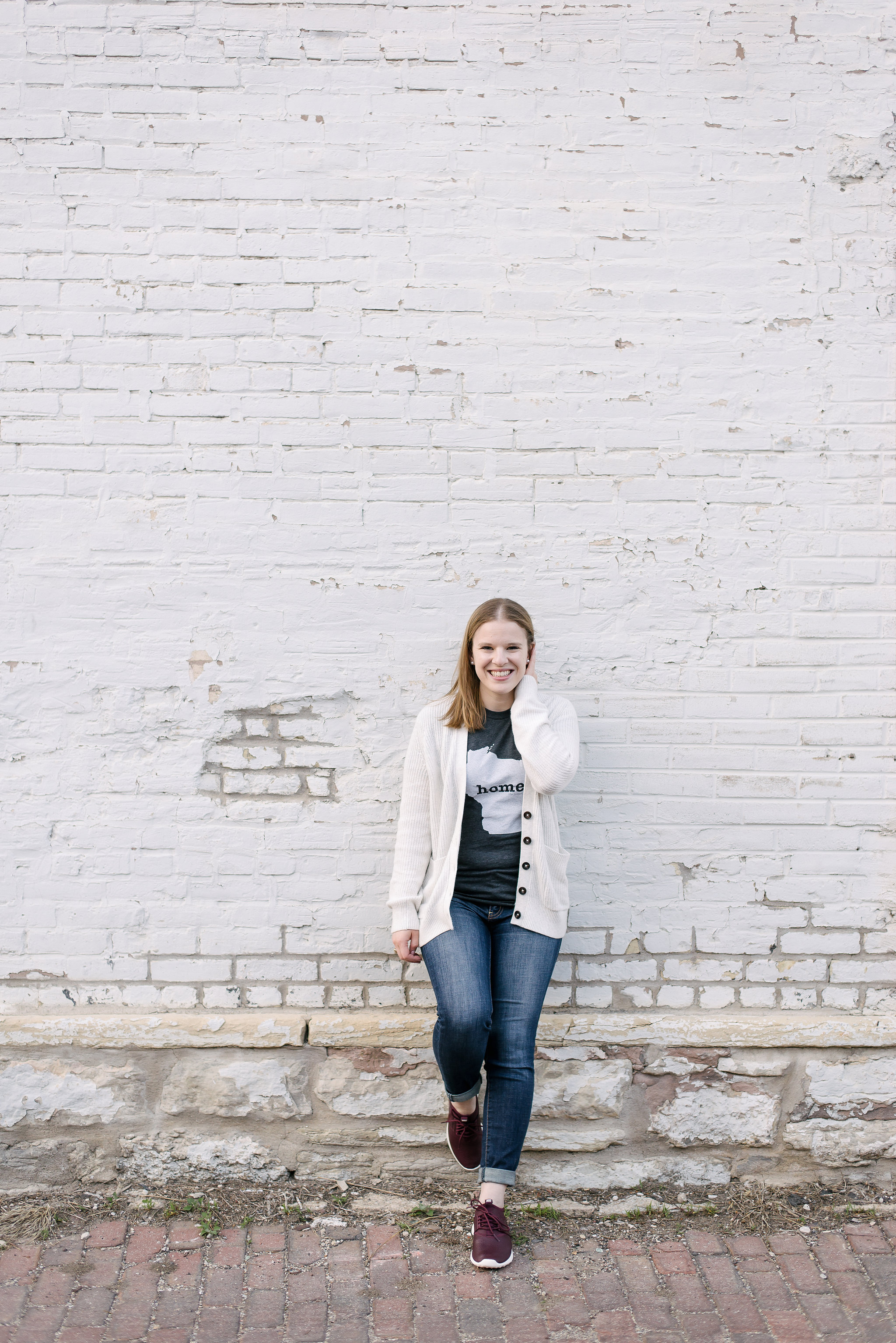 The Milwaukee Uniform | Something Good, @danaerinw , women, fashion, clothing, style, clothes, spring style, spring fashion, outfit, abercrombie and fitch, cardigan, white cardigan, jeans, denim, aeo, sneakers, gray tee, t-shirt