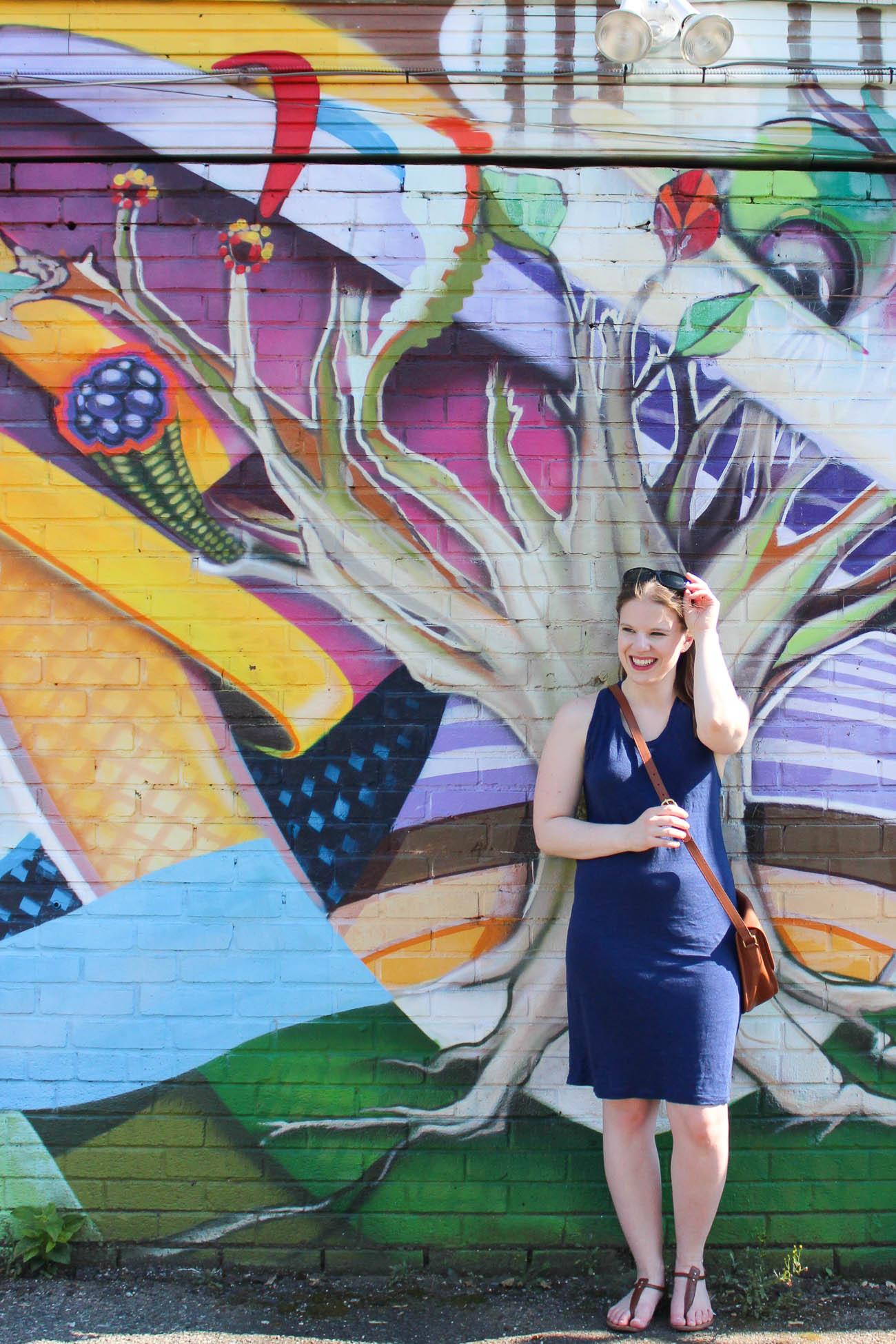 Surviving Summer Heat With A Linen Tank Dress | Something Good, @danaerinw , everlane dress, navy tank dress, summer style, women's fashion, summer fashion