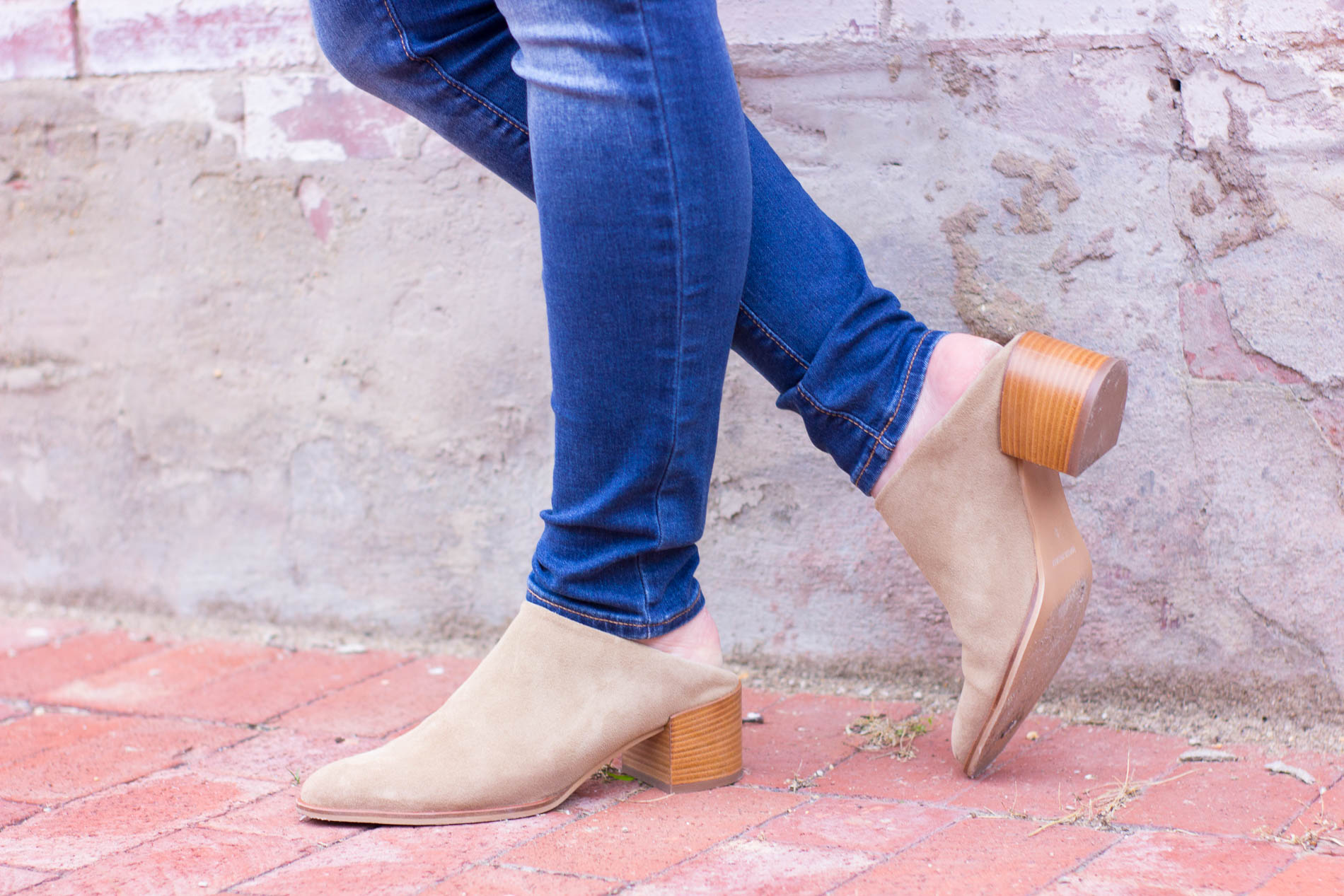 Embracing the Mules Trend | Something Good, @danaerinw , mules, everlane, shoes