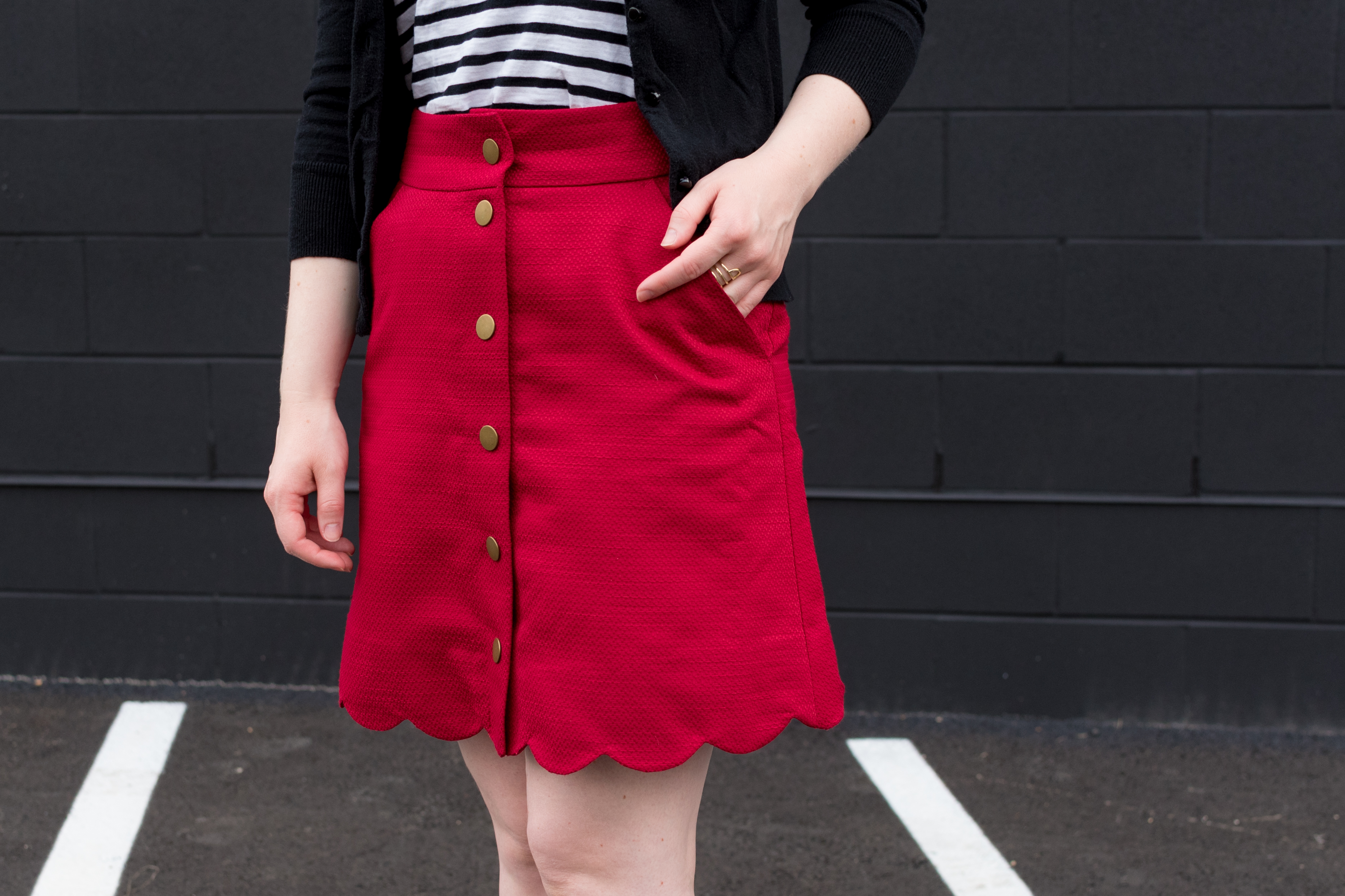 The Perfect Skirt to Transition Your Outfit From Summer to Fall | Something Good, @danaerinw , j.crew factory scalloped skirt
