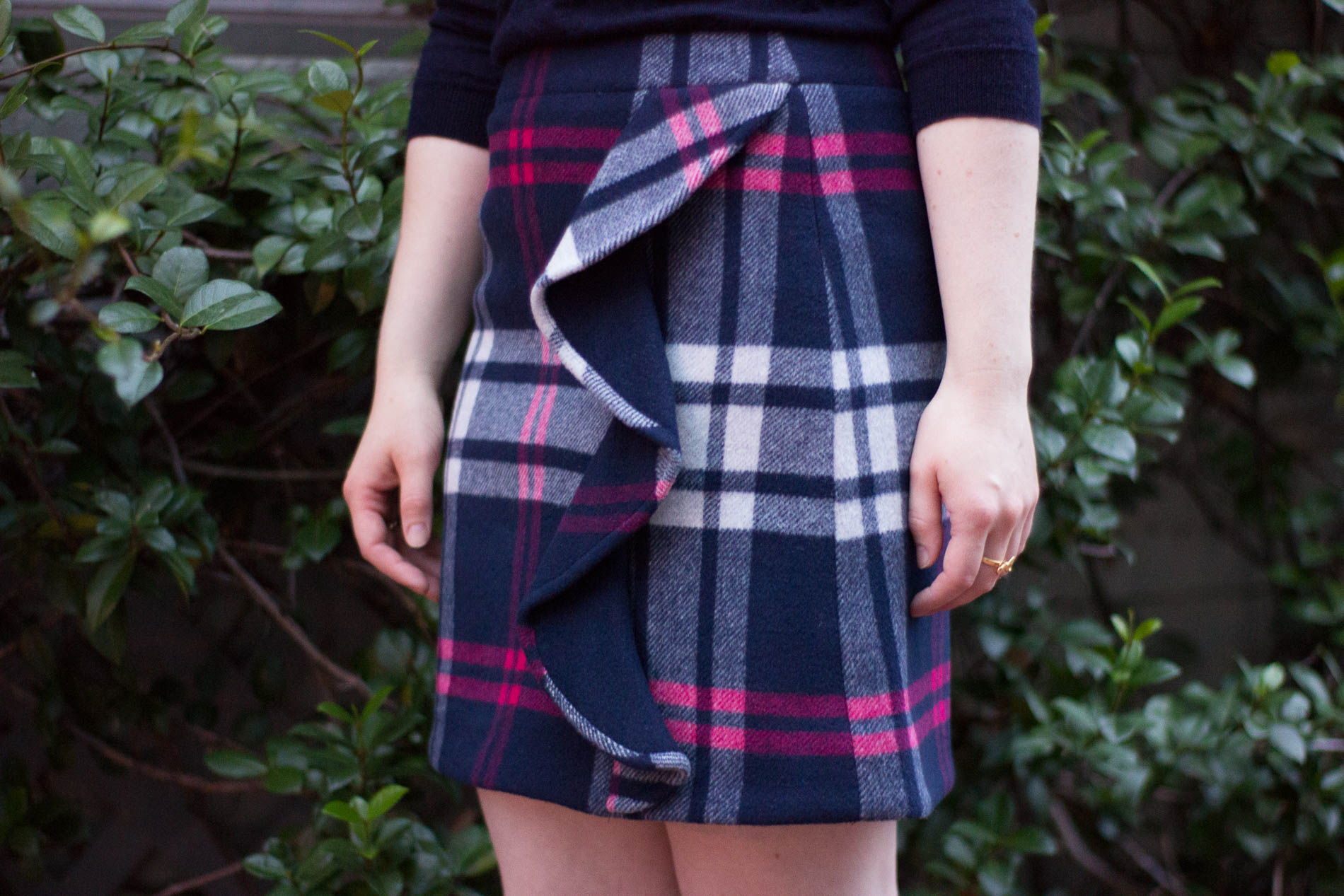 The 5 Days to Holiday Savings Challenge | Something Good, @danaerinw , plaid skirt, ruffled skirt, fall fashion, fall style, navy plaid,