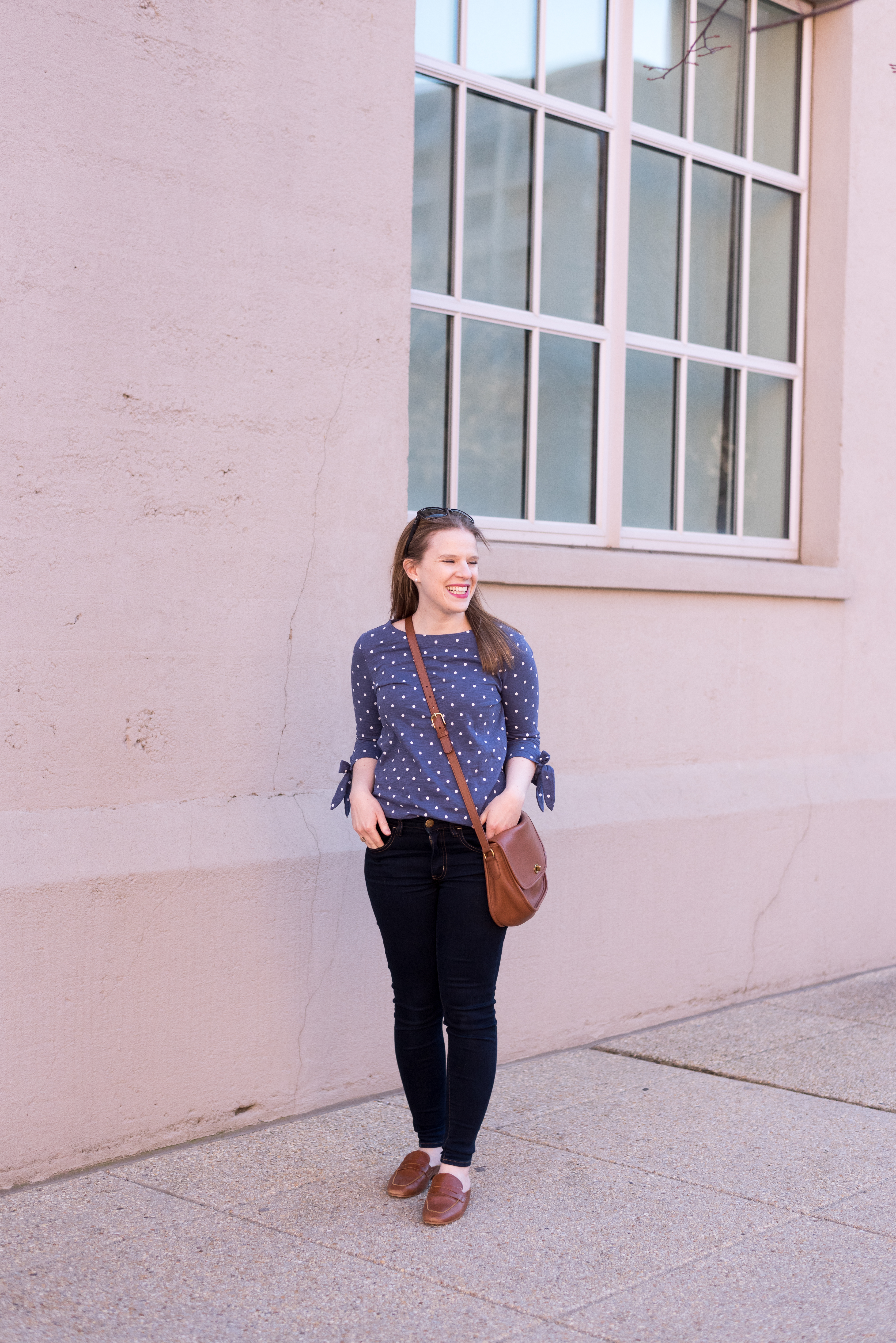 dc blogger woman wearing Denim X Jegging AEO