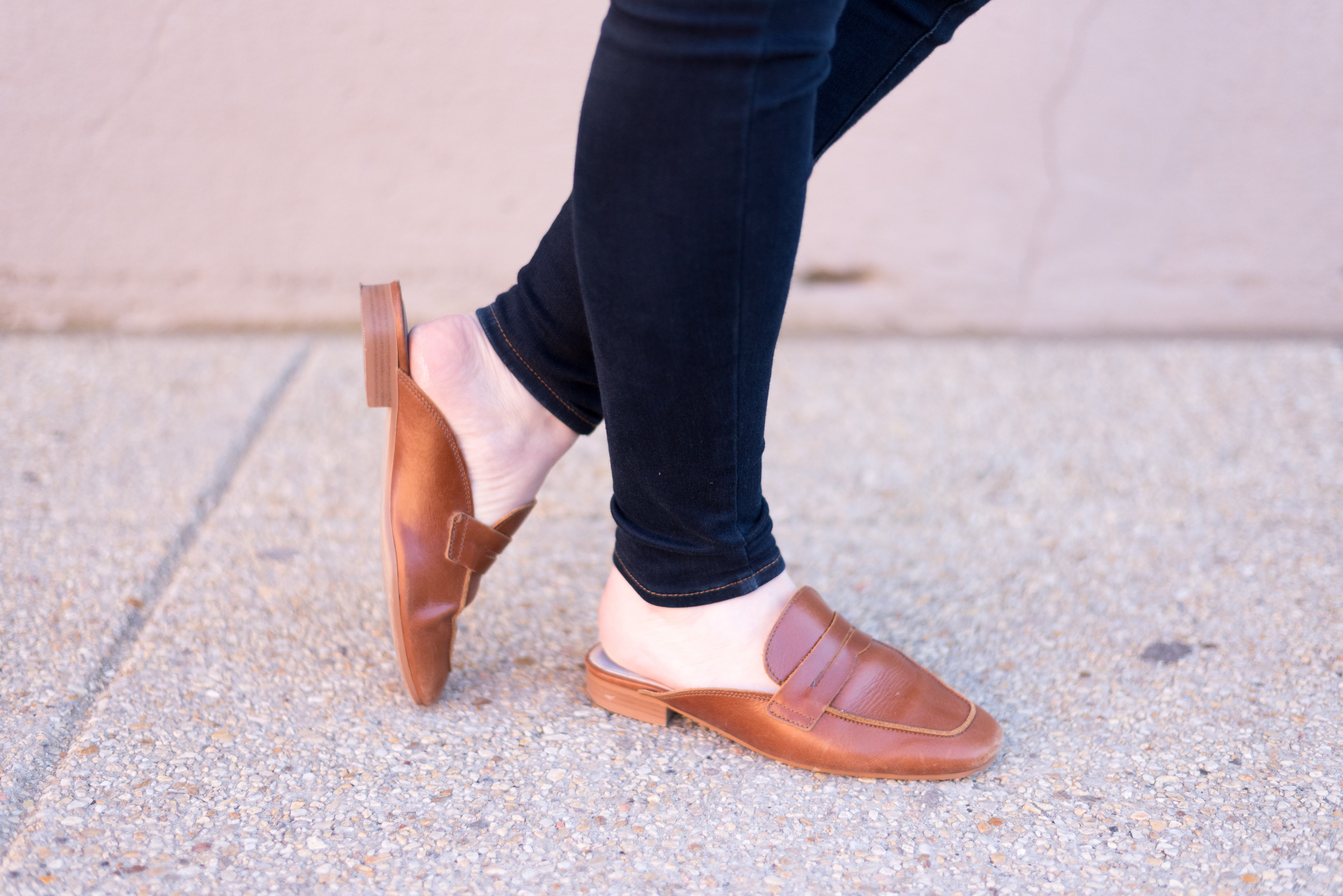 dc blogger woman wearing Penny Saddle loafer shoe
