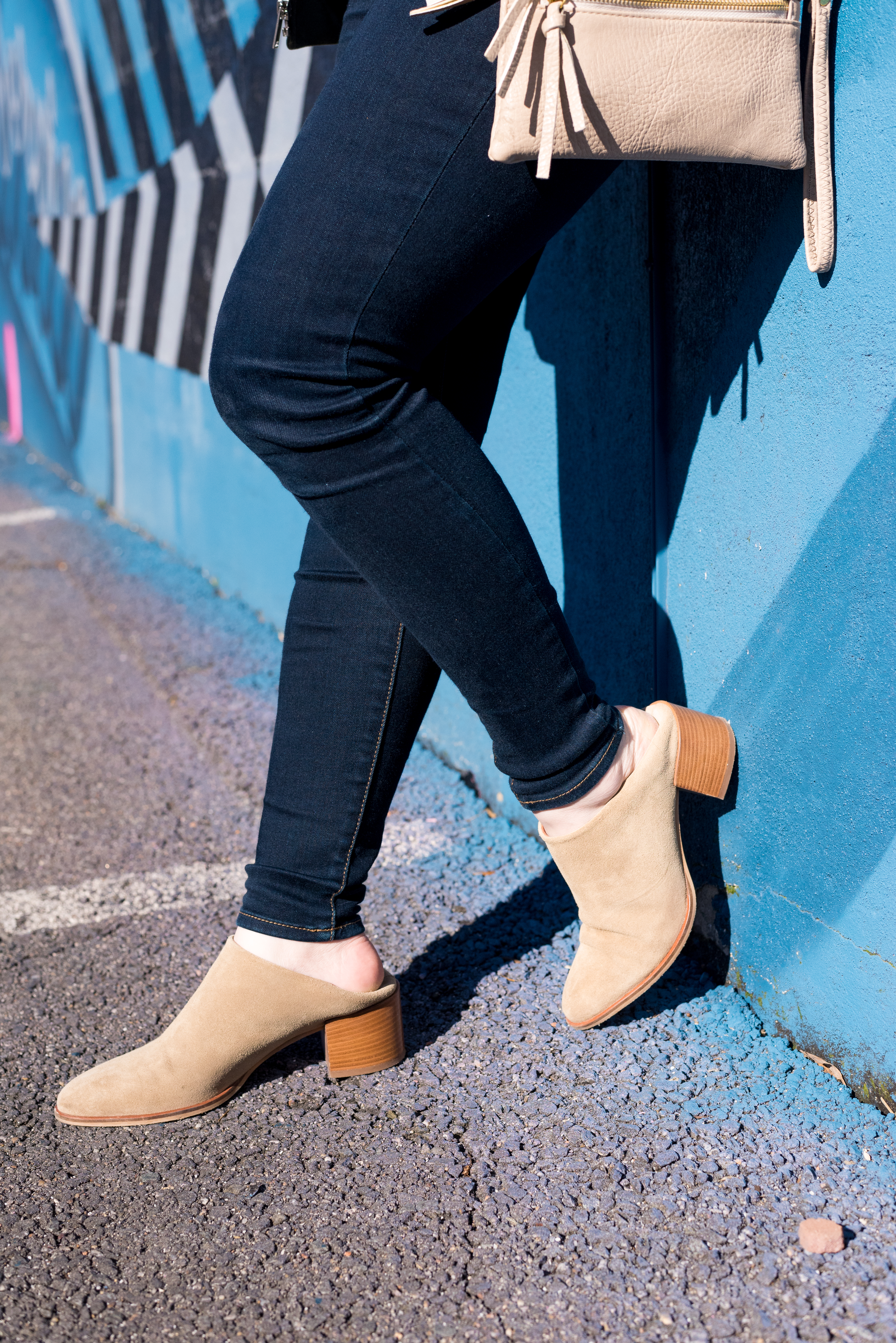 woman wearing The Suede Heel Mule Everlane