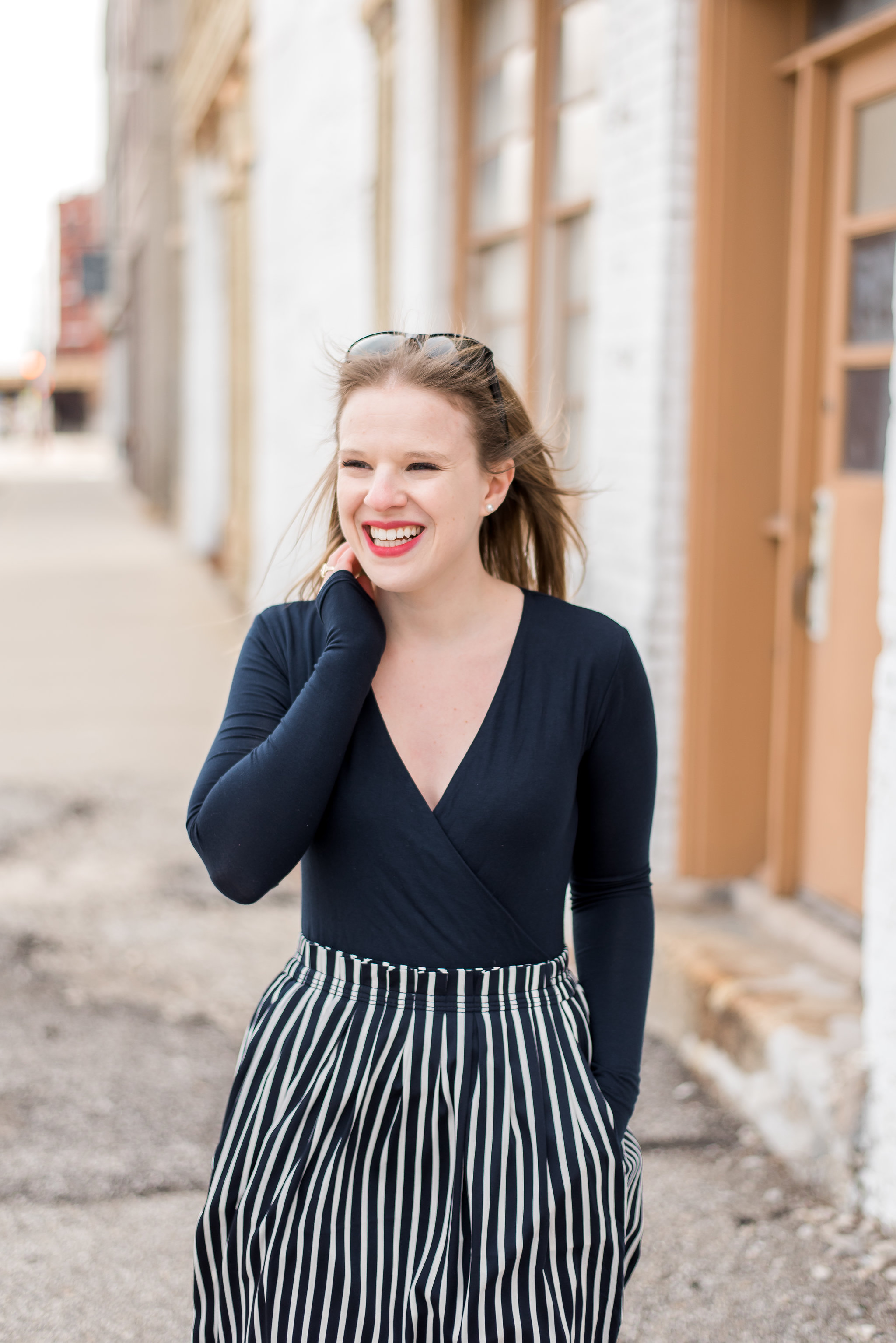 dc blogger woman wearing Bodysuit navy J Crew