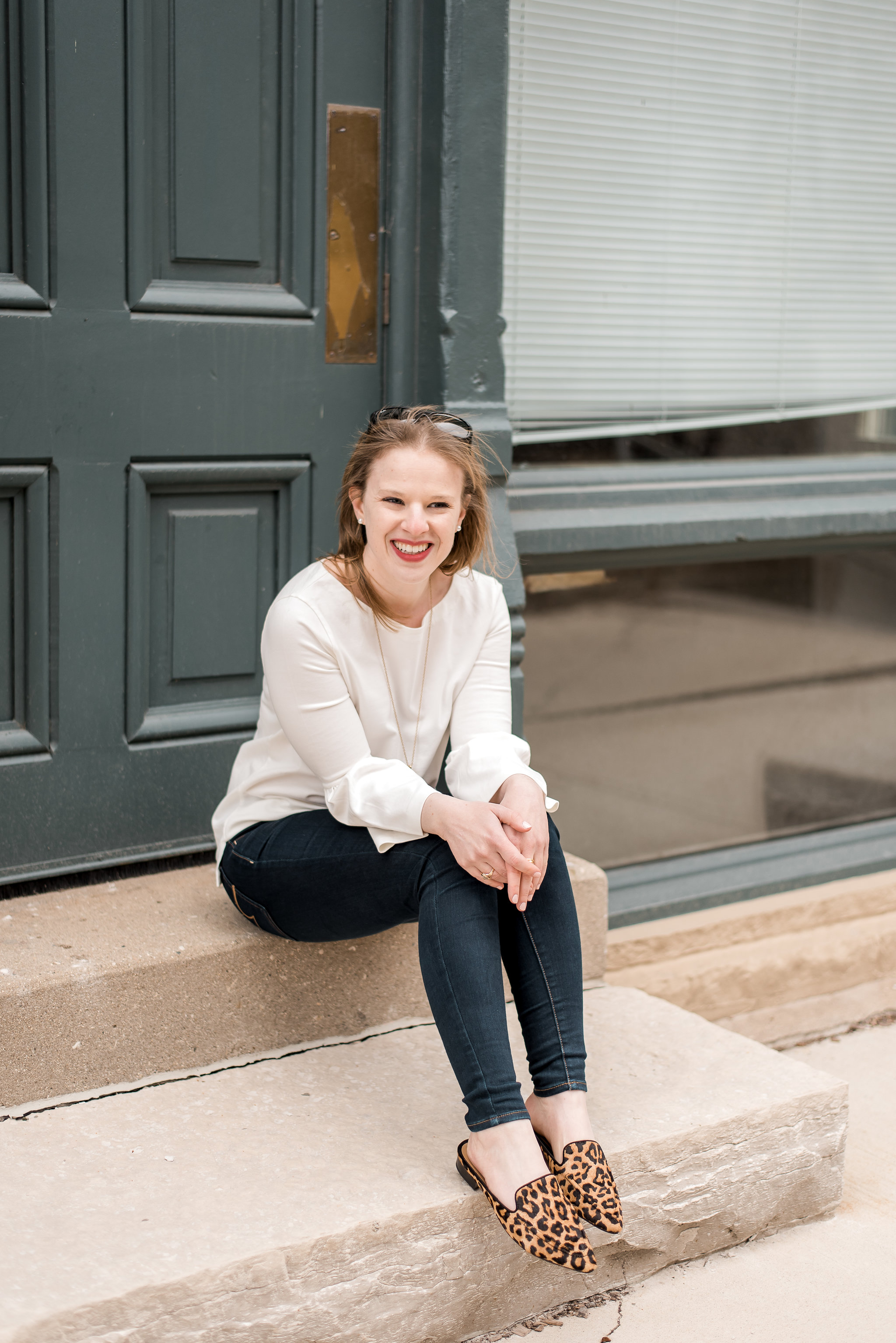 dc woman style blogger wearing Leopard Print mules Franco Sarto