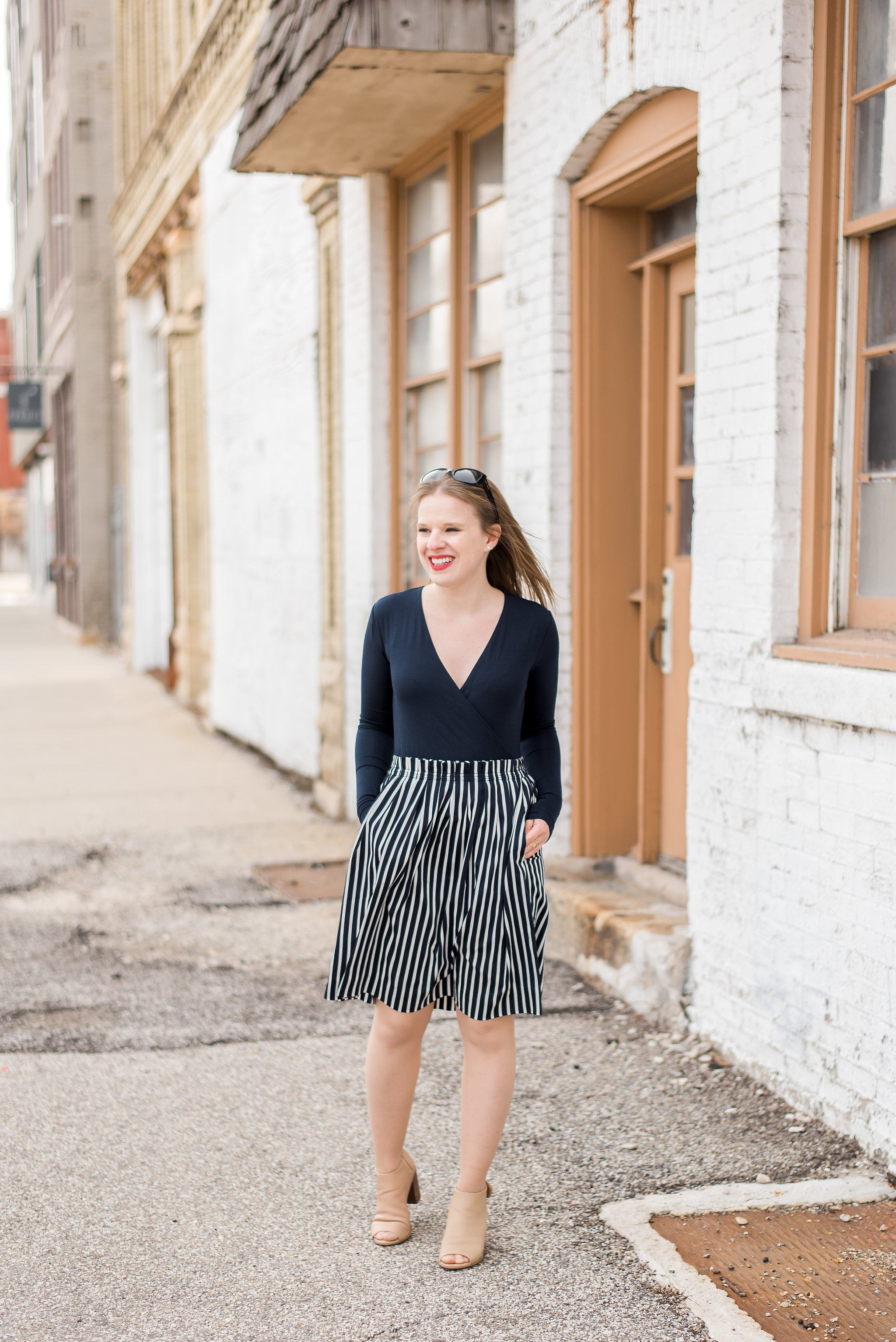 dc blogger woman wearing Striped skirt J Crew Factory