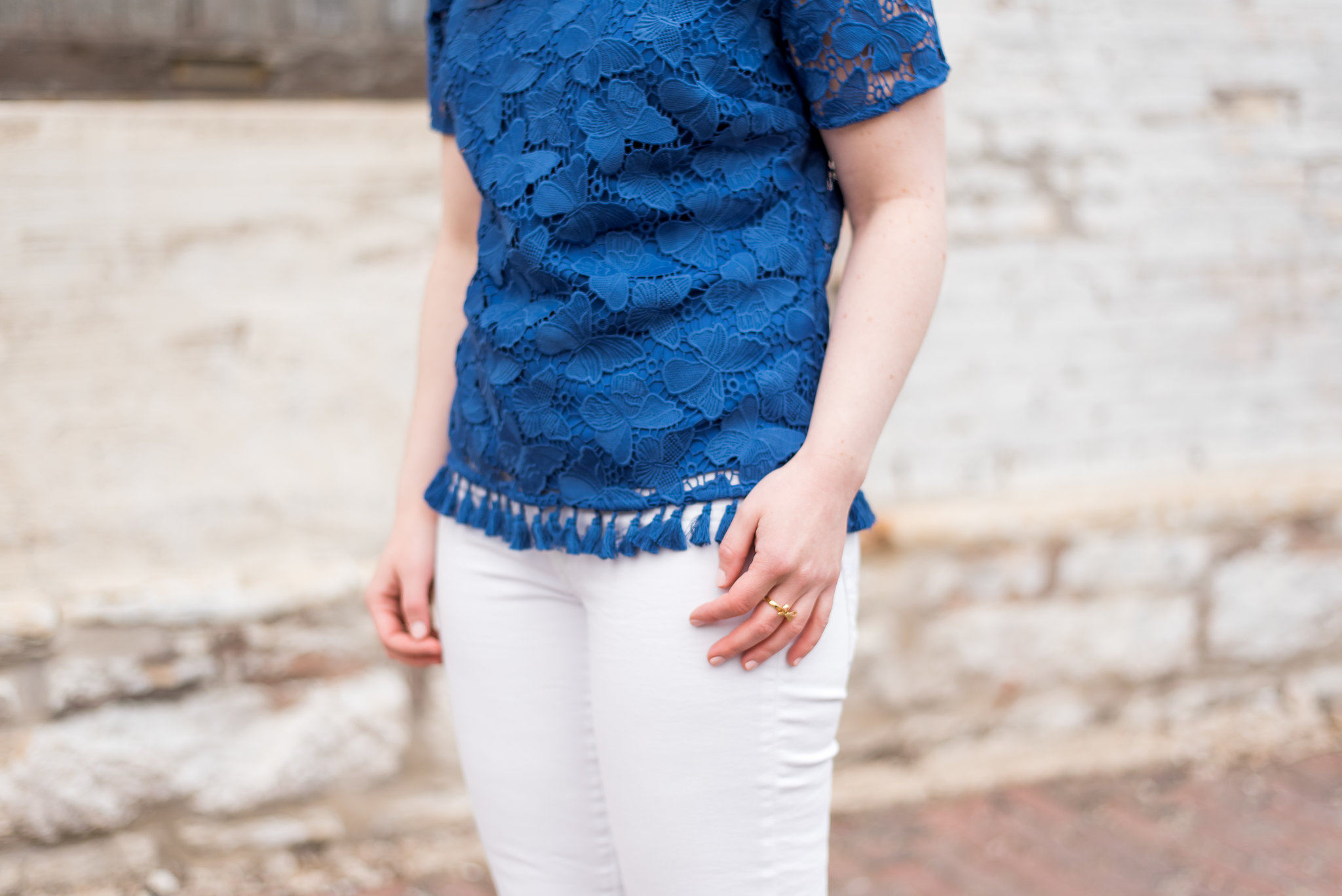 dc blogger woman wearing Tassel-Hem top Talbots