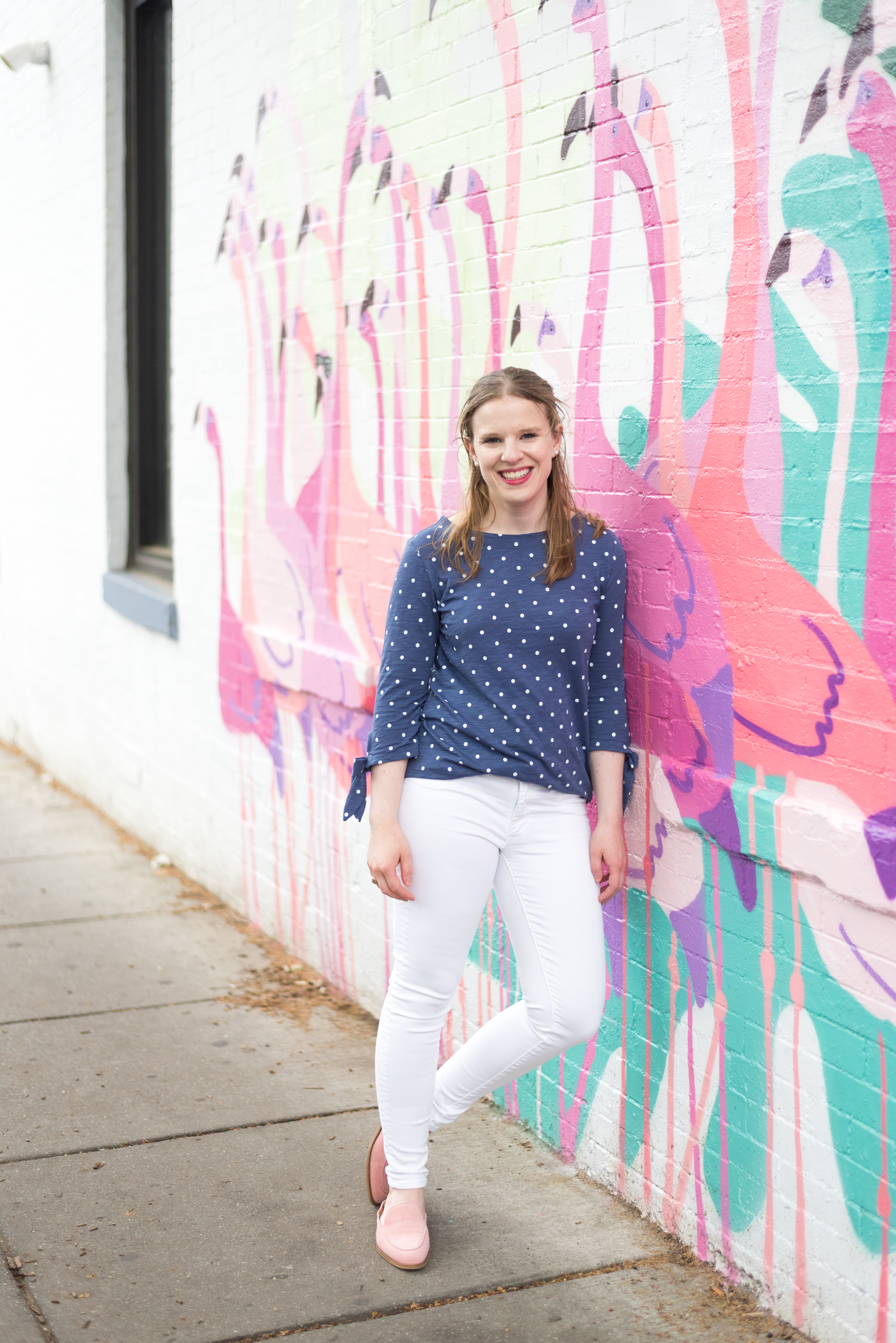 dc woman style blogger wearing AEO Ne(x)t Level Jeggings