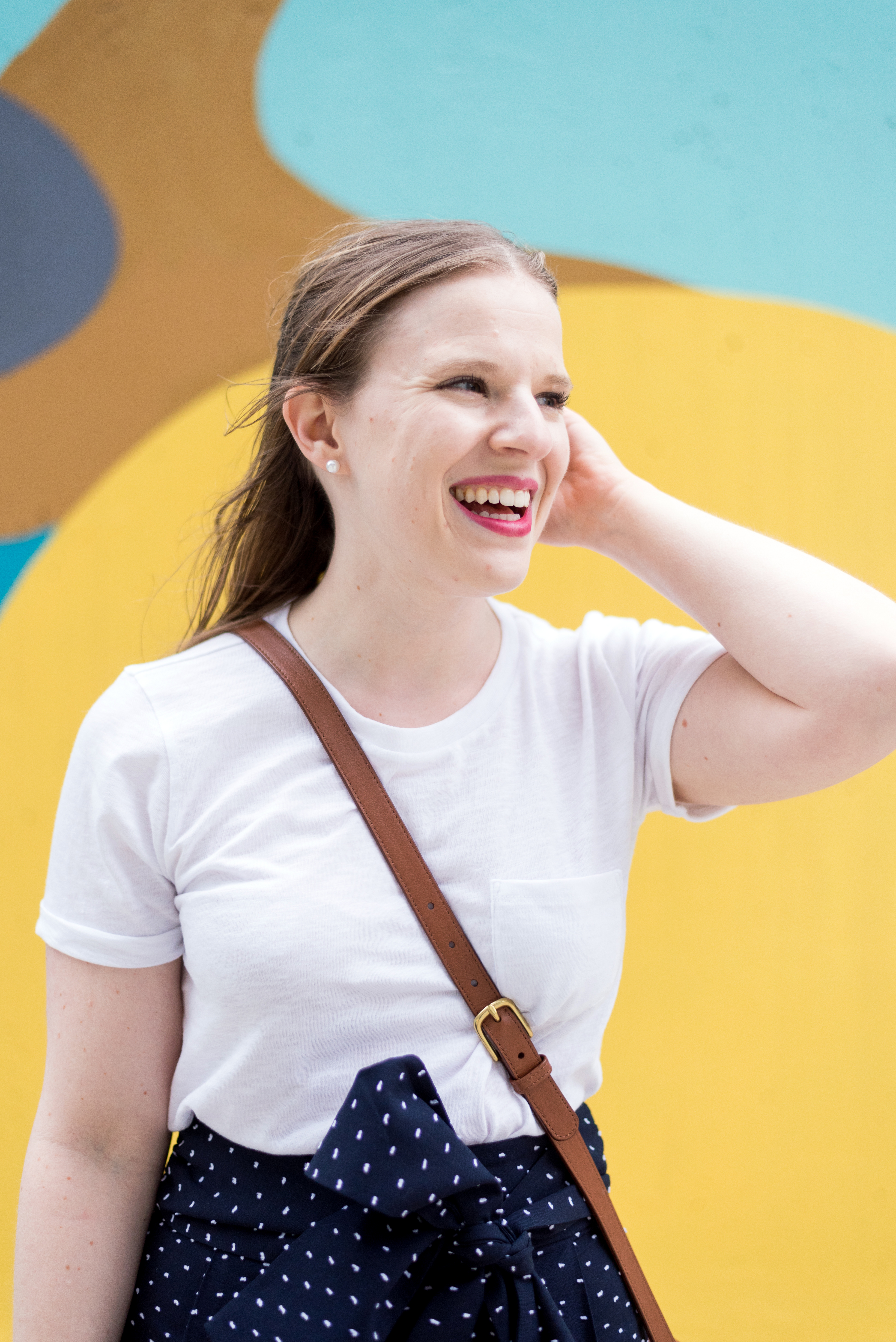 dc woman blogger wearing J Crew Factory tie waist pocket t-shirt