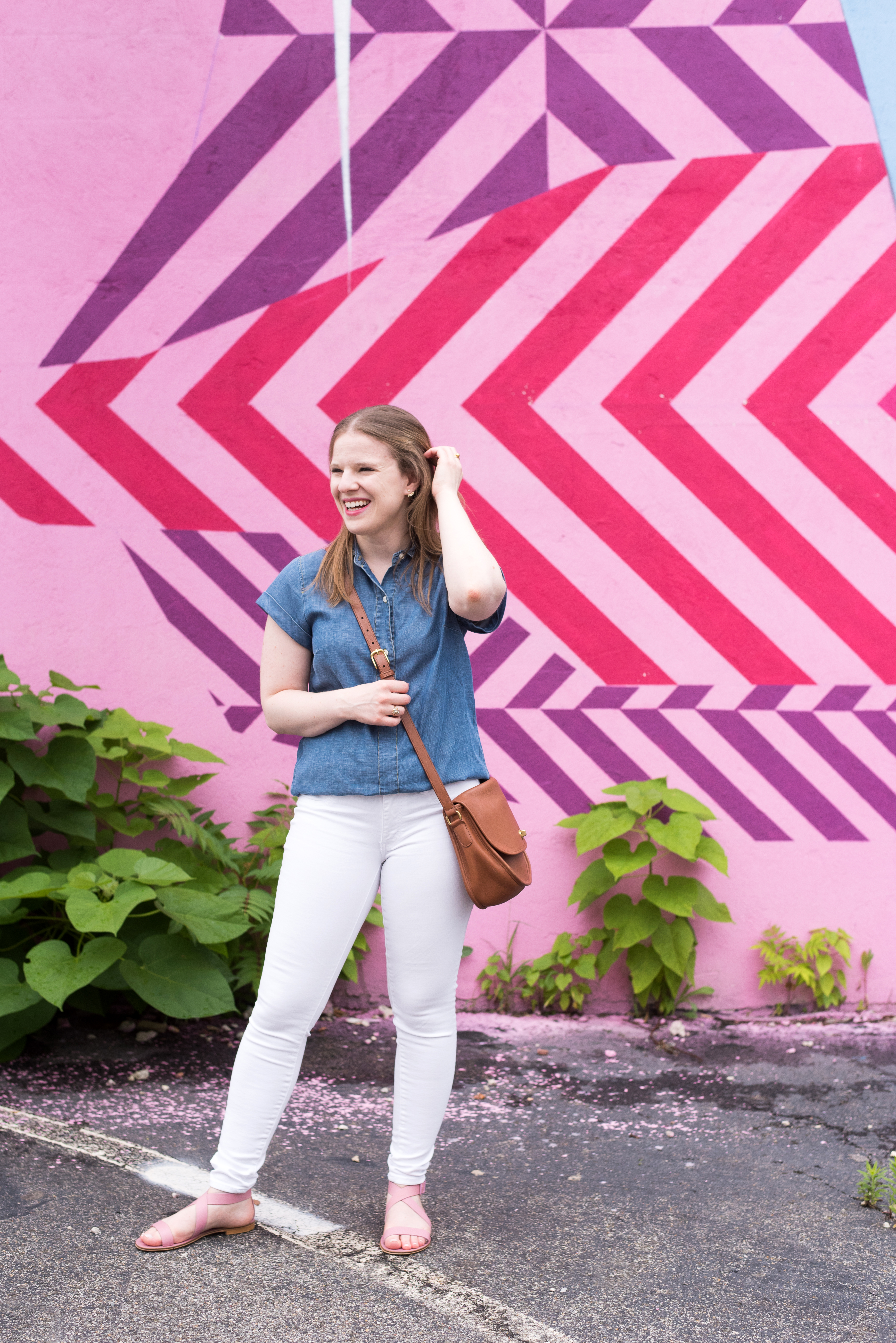 DC woman blogger wearing Chambray Popover J.Crew Factory, how to style a chambray shirt