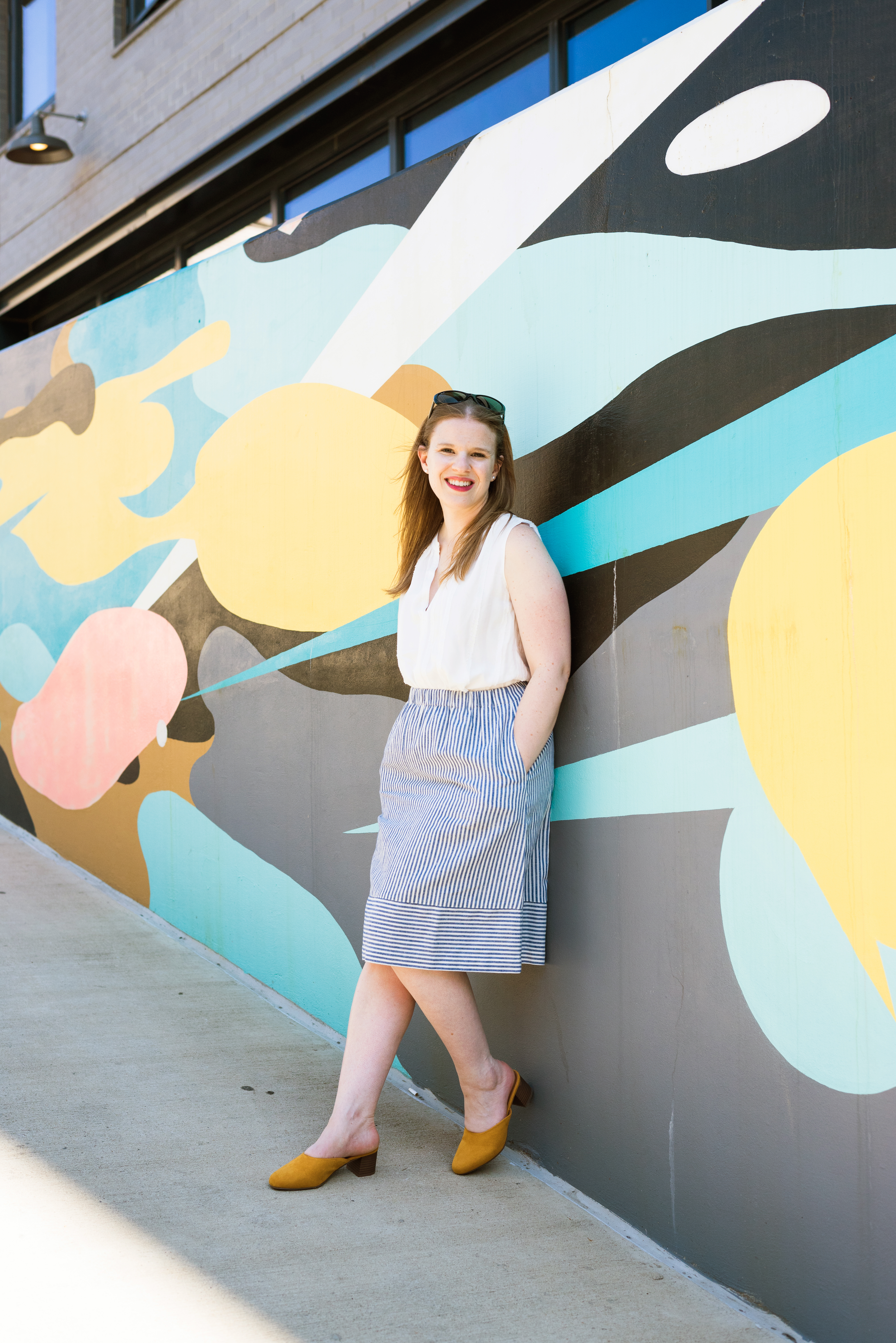 DC woman blogger wearing J.Crew Factory striped cotton-linen midi skirt