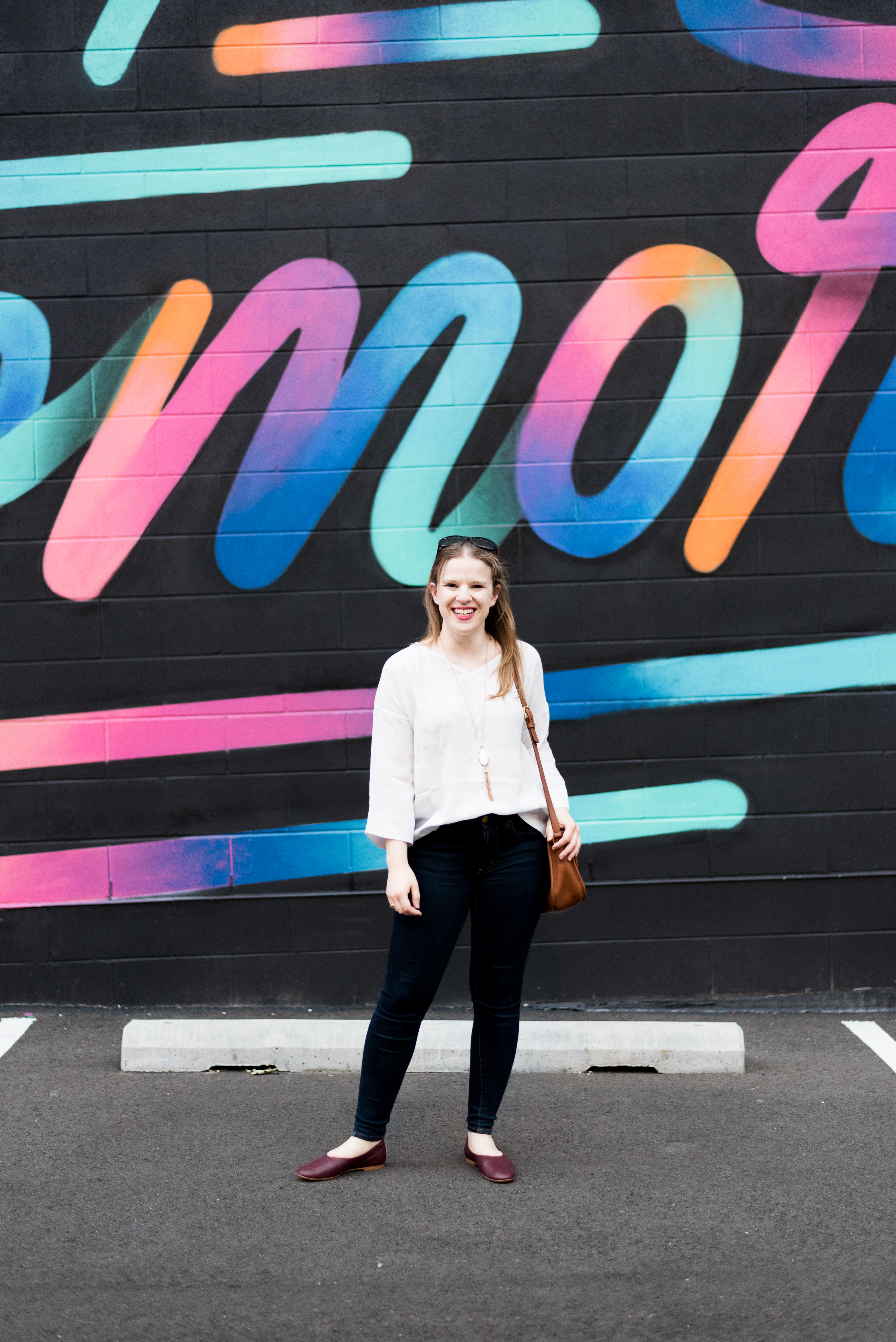 DC woman blogger wearing Everlane the Day Glove