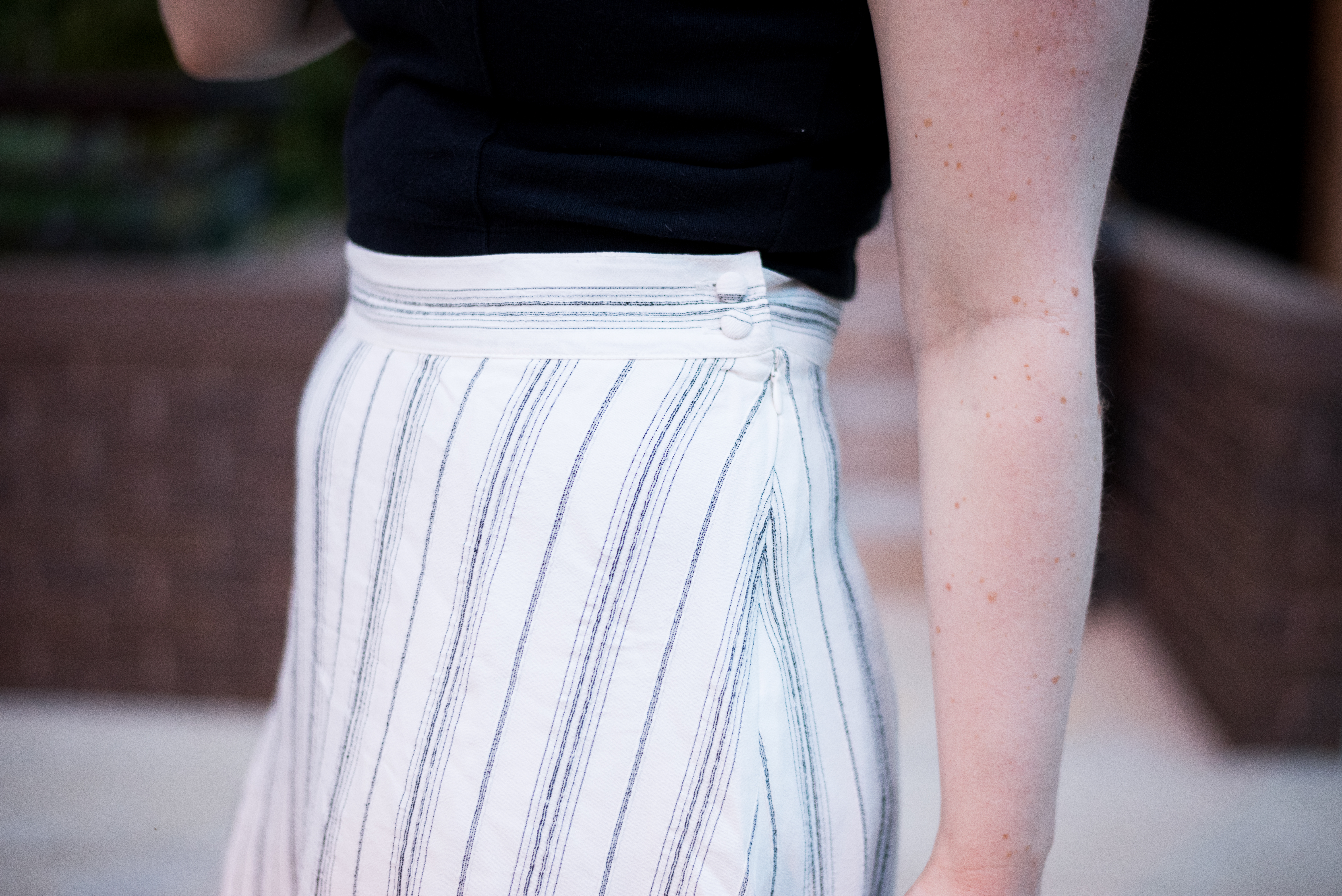 DC woman blogger wearing Loft Petite Striped Midi Skirt