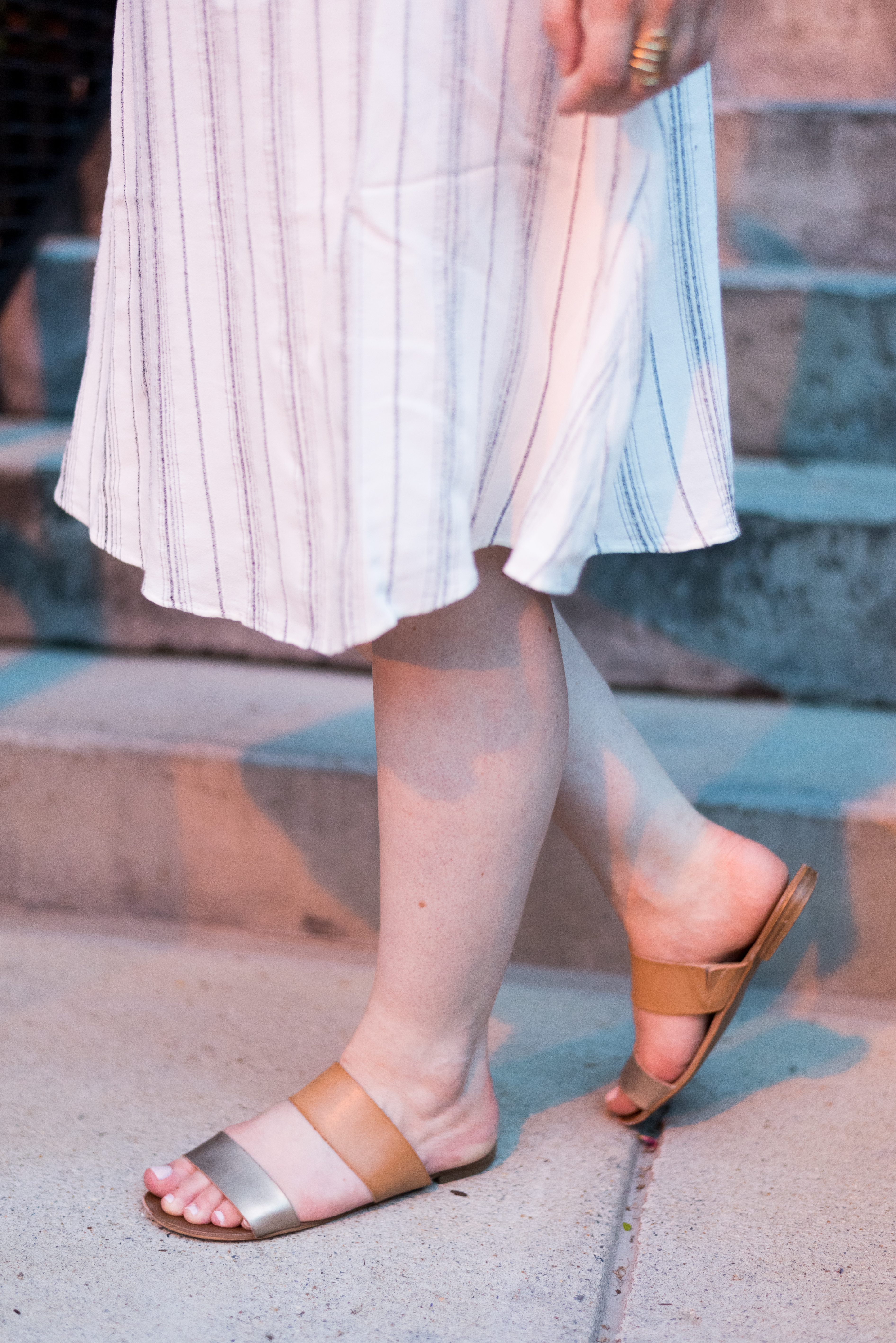 DC woman blogger wearing Loft Two Strap Slide Sandals