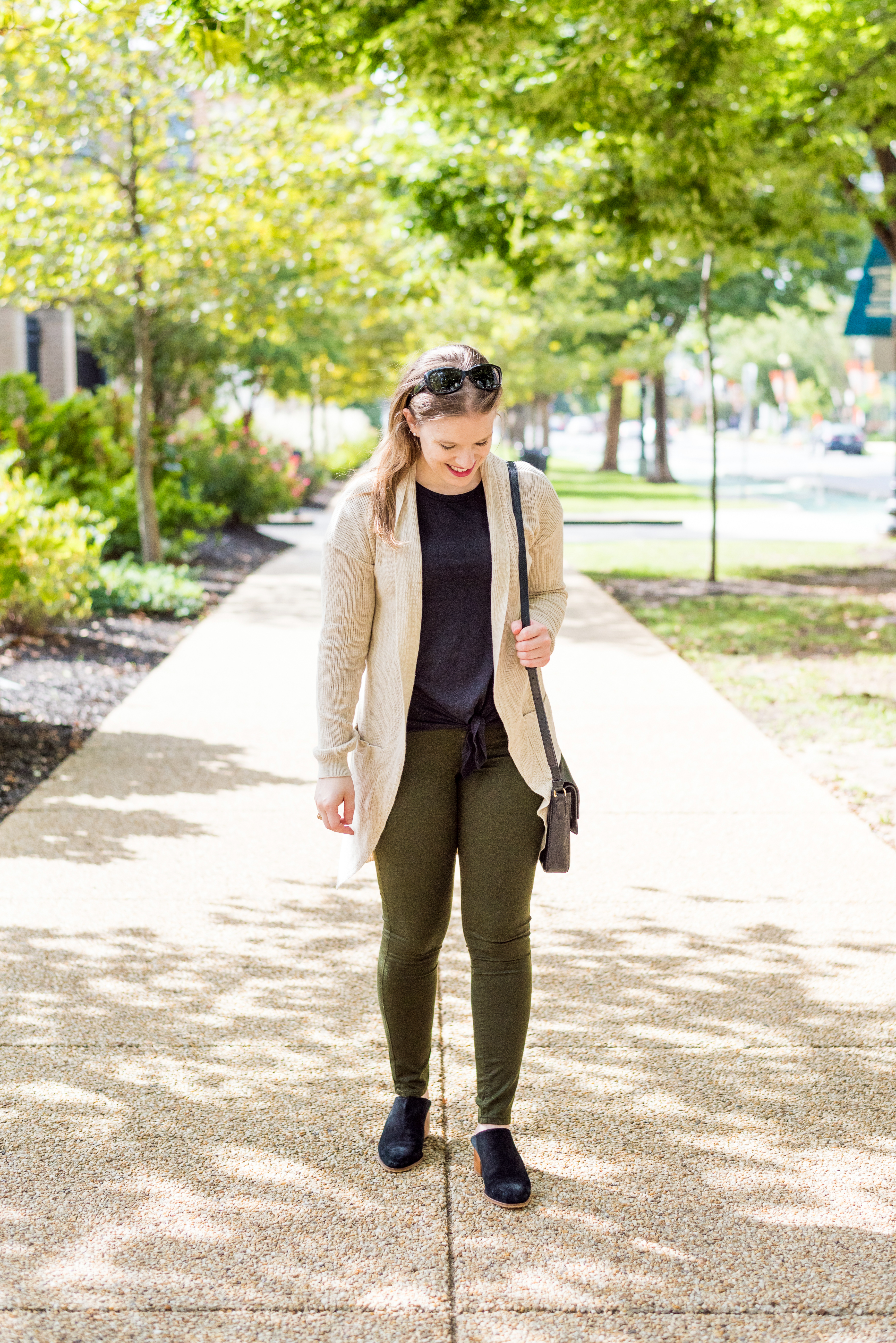 DC woman blogger wearing BP. Stitch Curve Hem Cardigan