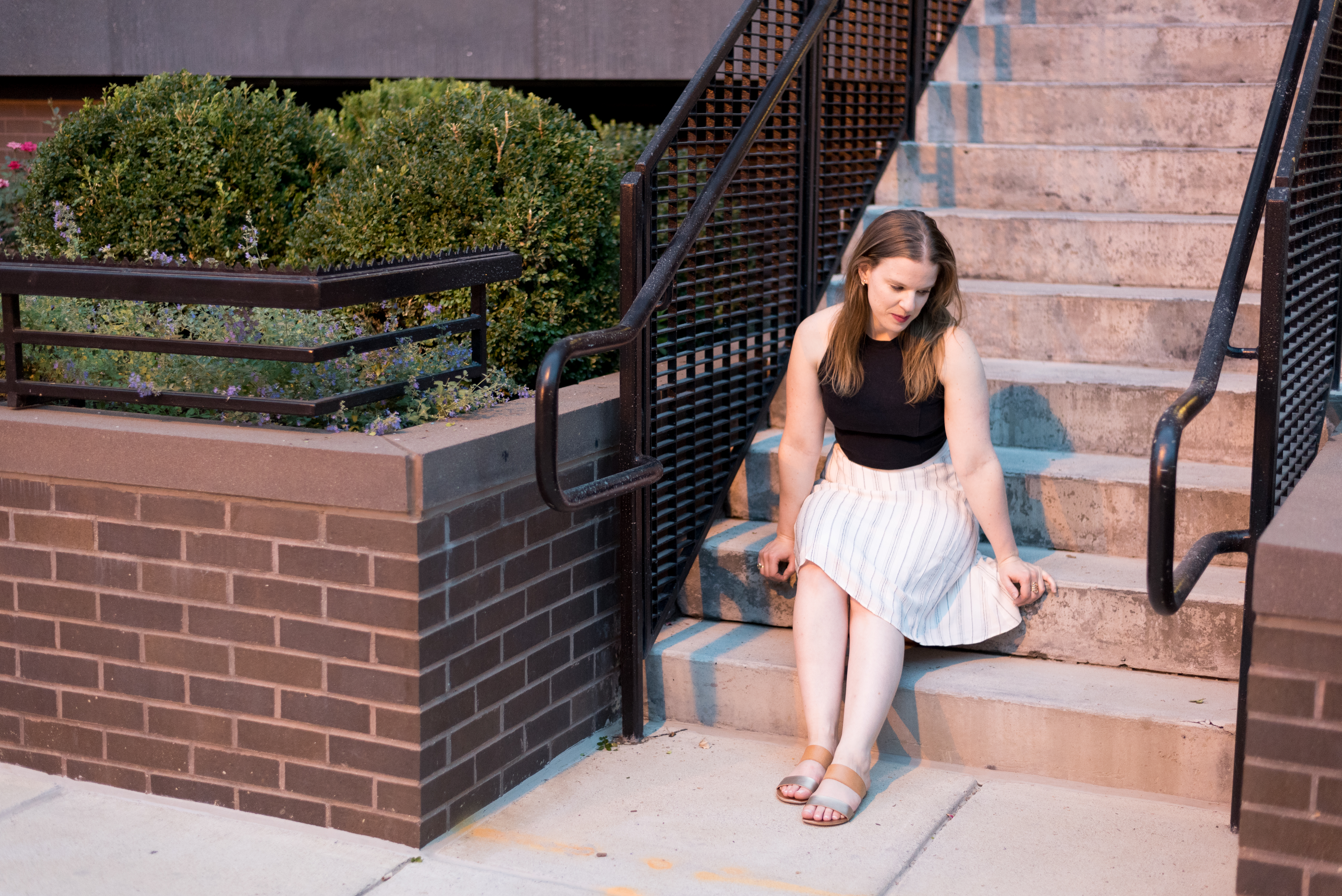 DC woman blogger wearing Loft Petite Striped Midi Skirt