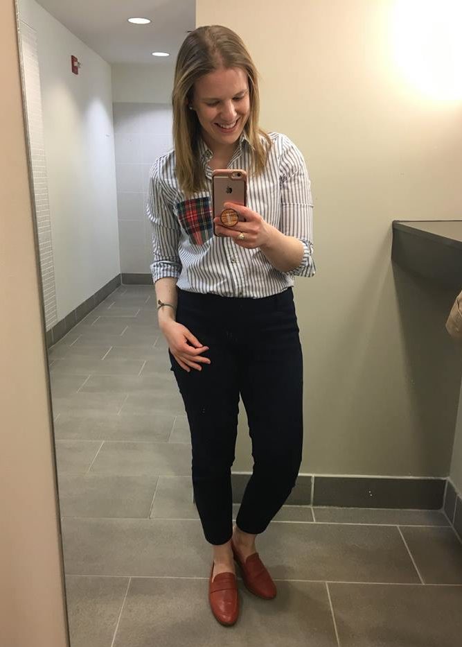 dc woman blogger wearing button up stripe shirt with plaid pocket