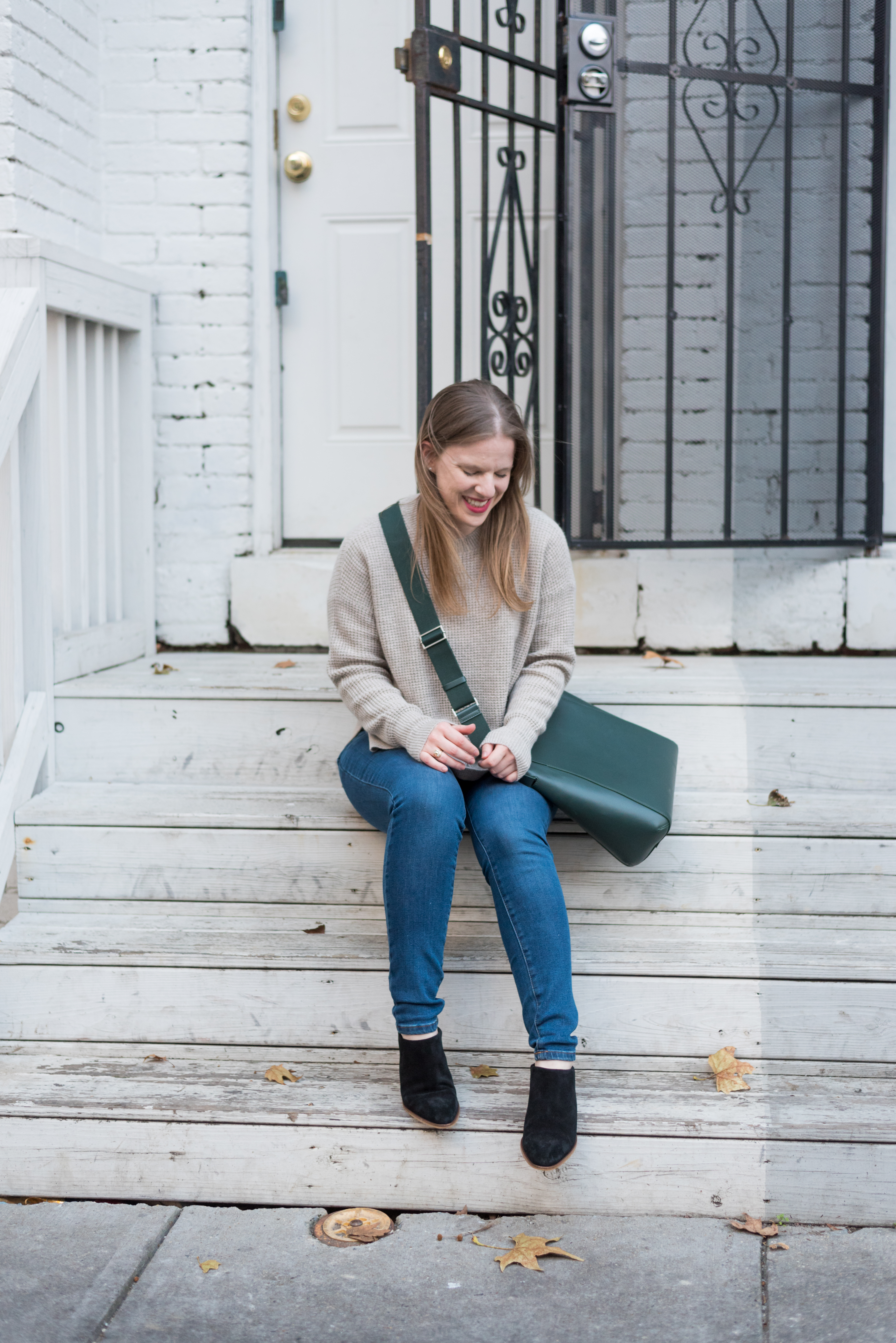 DC woman blogger wearing Everlane The Cashmere Waffle Square Crew