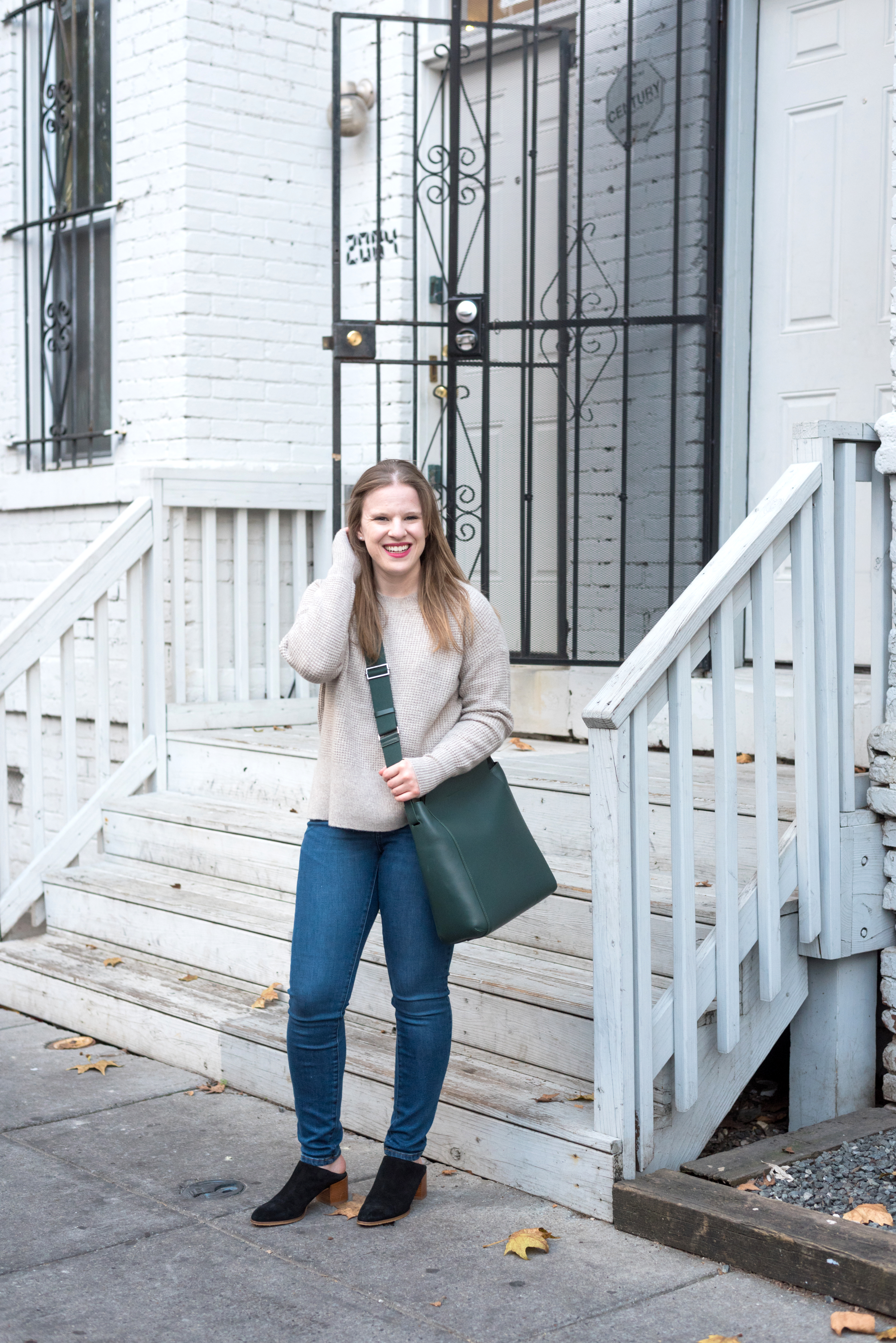 DC woman blogger wearing Everlane The Cashmere Waffle Square Crew