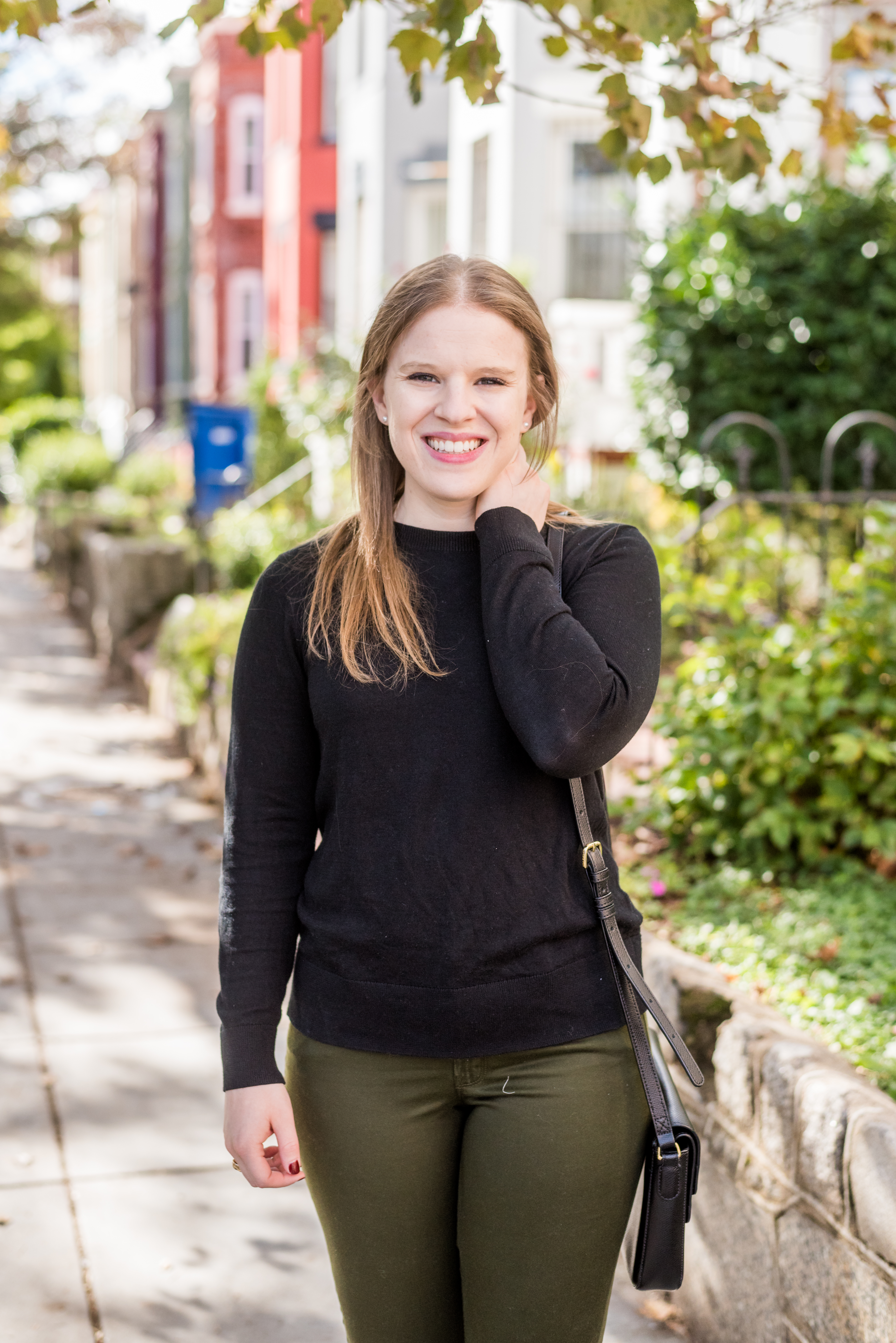 DC woman blogger wearing Halogen Bow Back Sweater