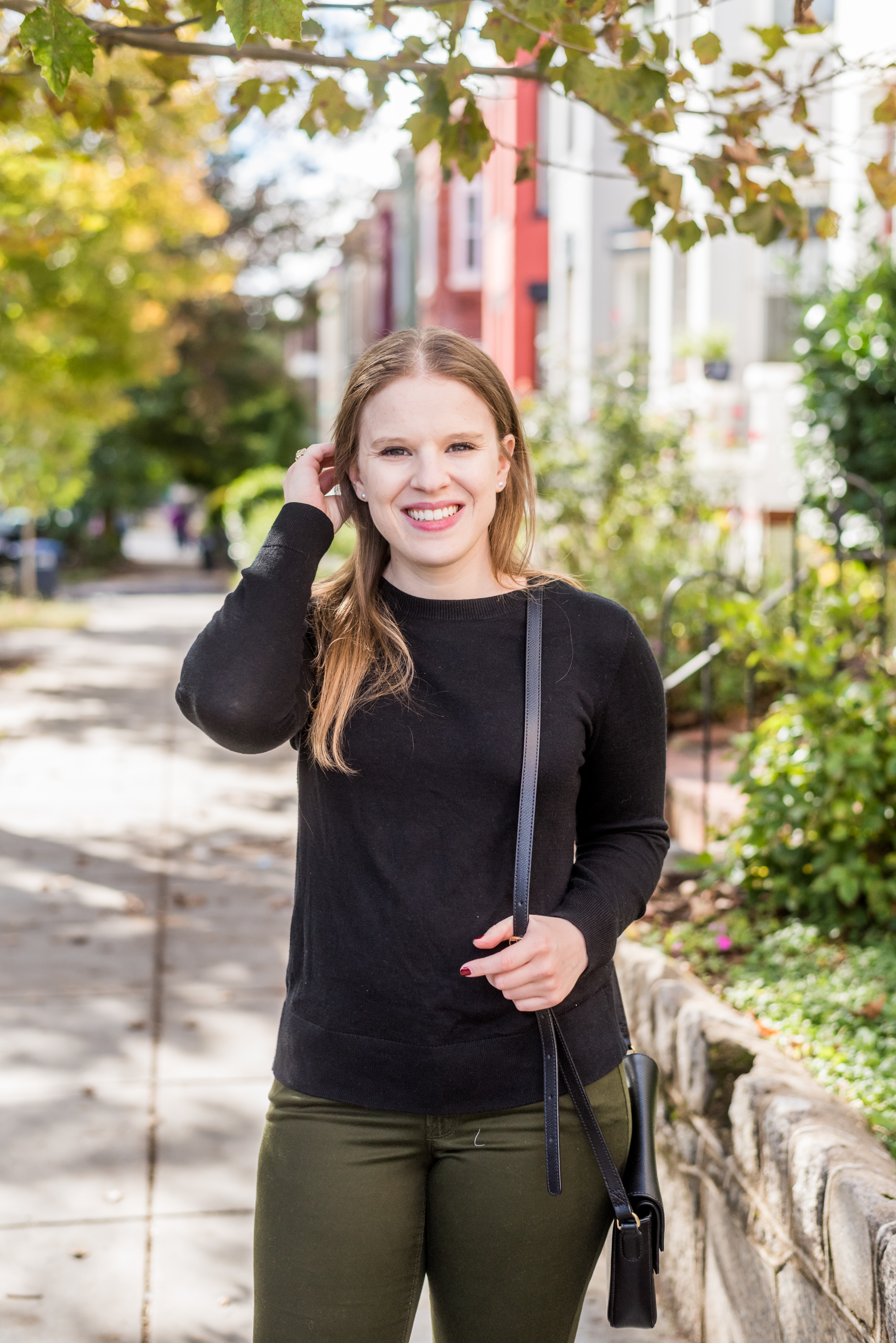 DC woman blogger wearing Halogen Bow Back Sweater