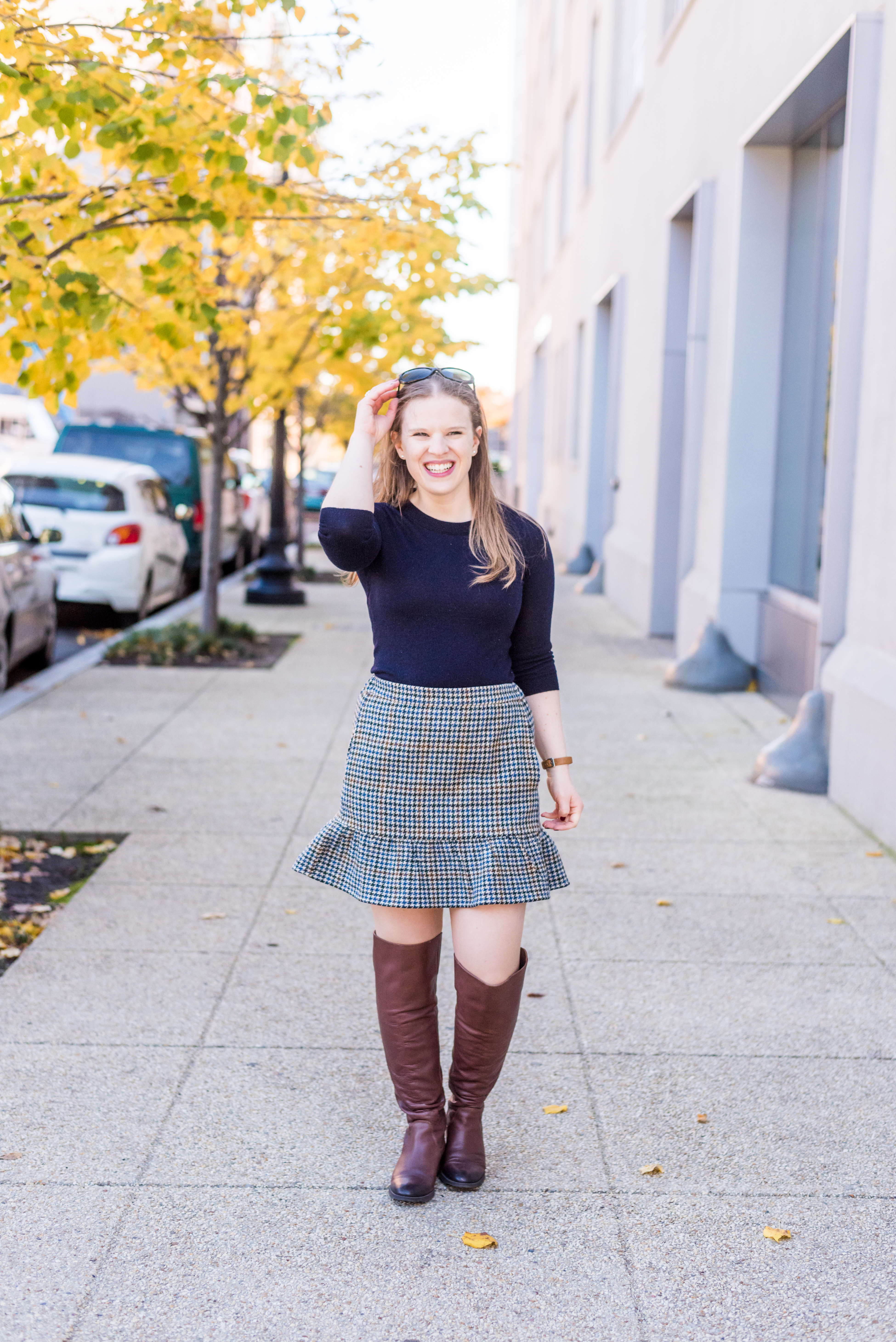 DC woman blogger wearing J.Crew houndstooth flounce mini skirt