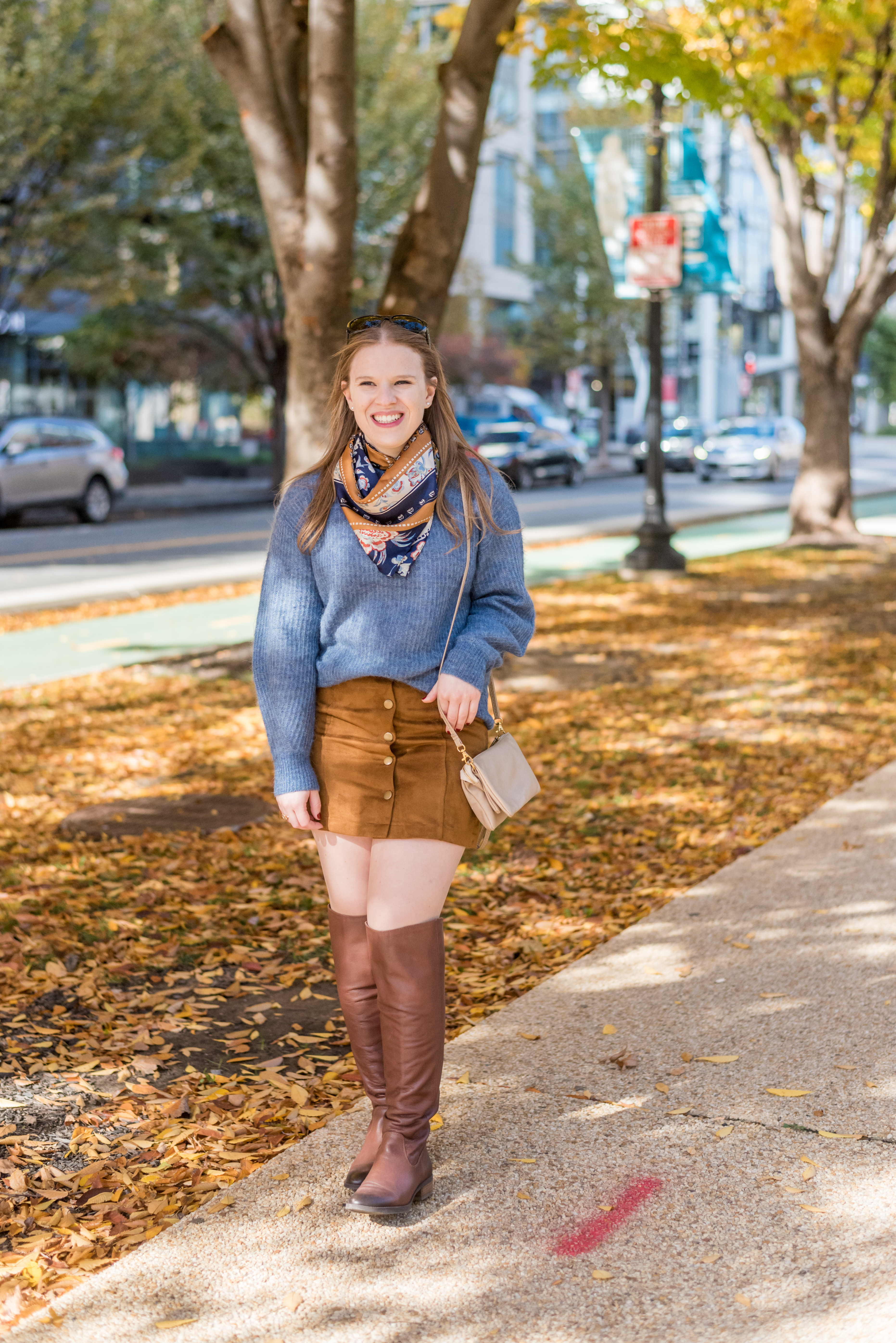 DC woman blogger wearing Everlane The Oversized Alpaca Crew