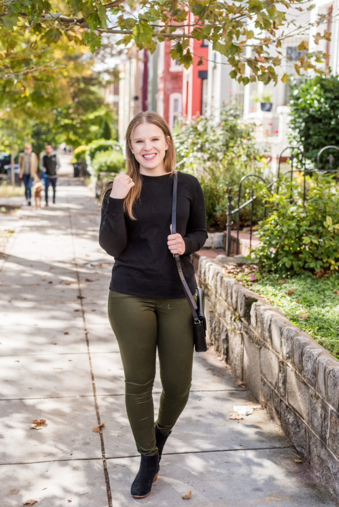 DC woman blogger wearing Old Navy Mid-Rise Sateen Rockstar Jeans for Women