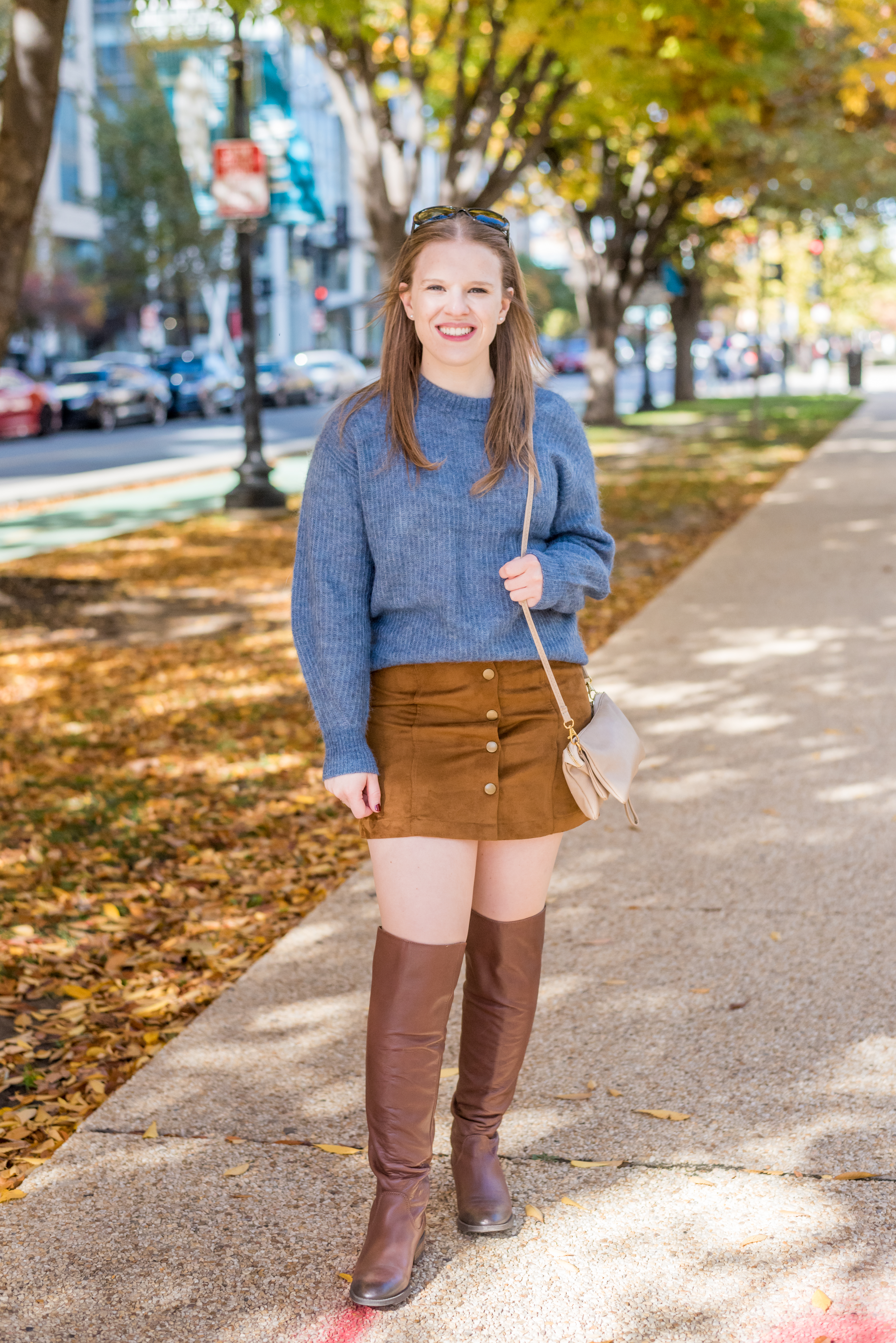 DC woman blogger wearing Everlane The Oversized Alpaca Crew