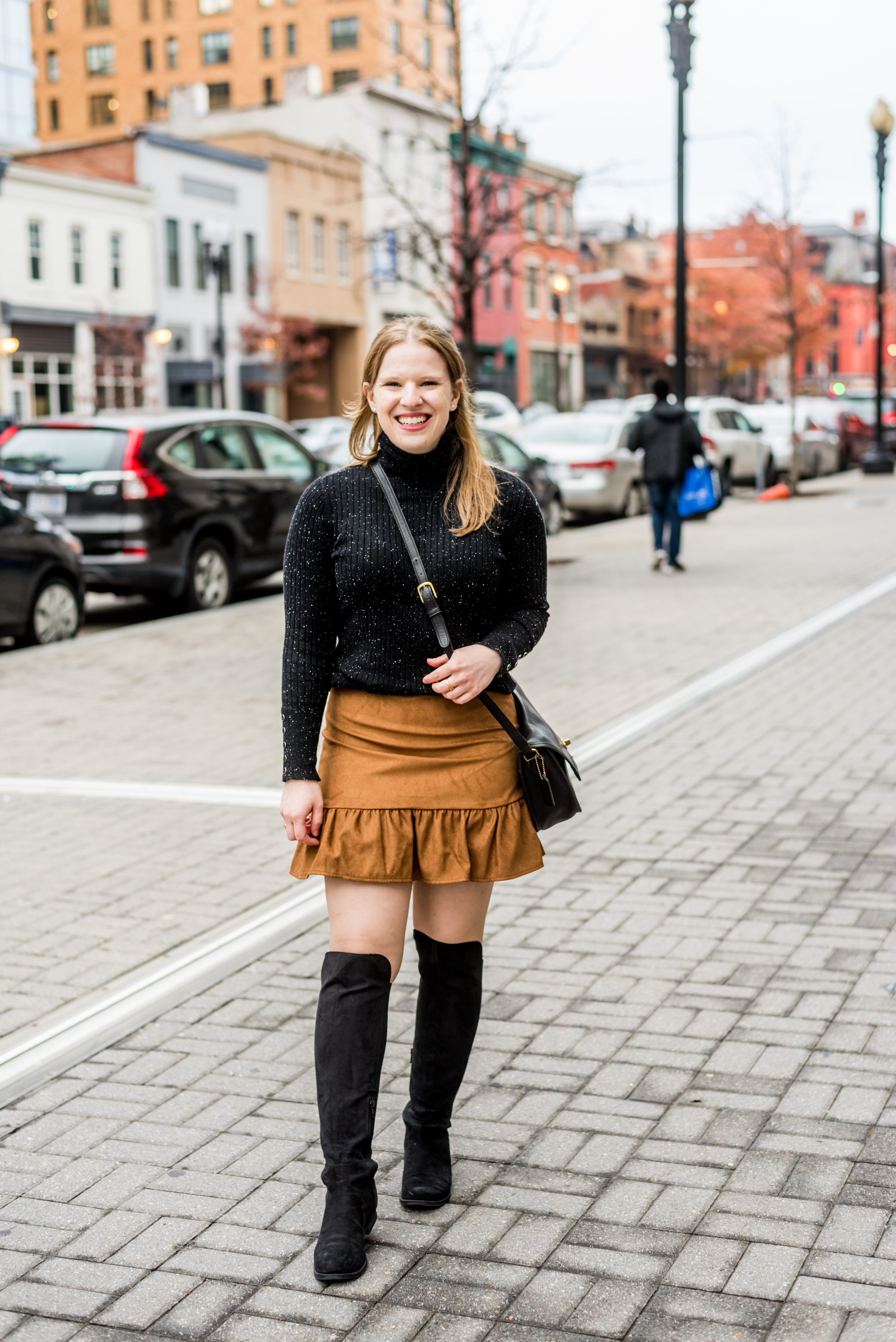 DC woman blogger wearing J.Crew Factory faux-suede mini skirt