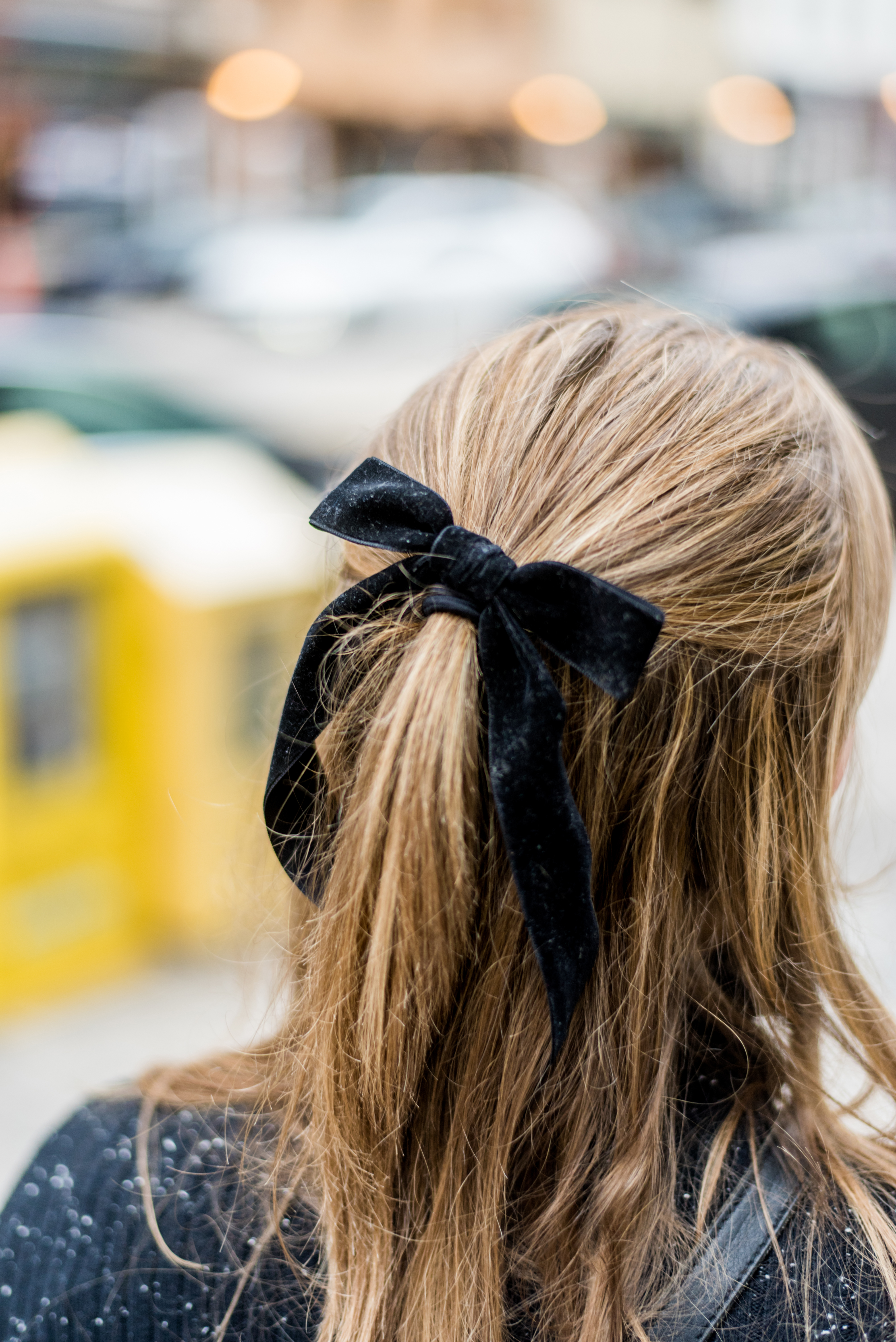 DC woman blogger wearing J.Crew Factory velvet bow hair tie