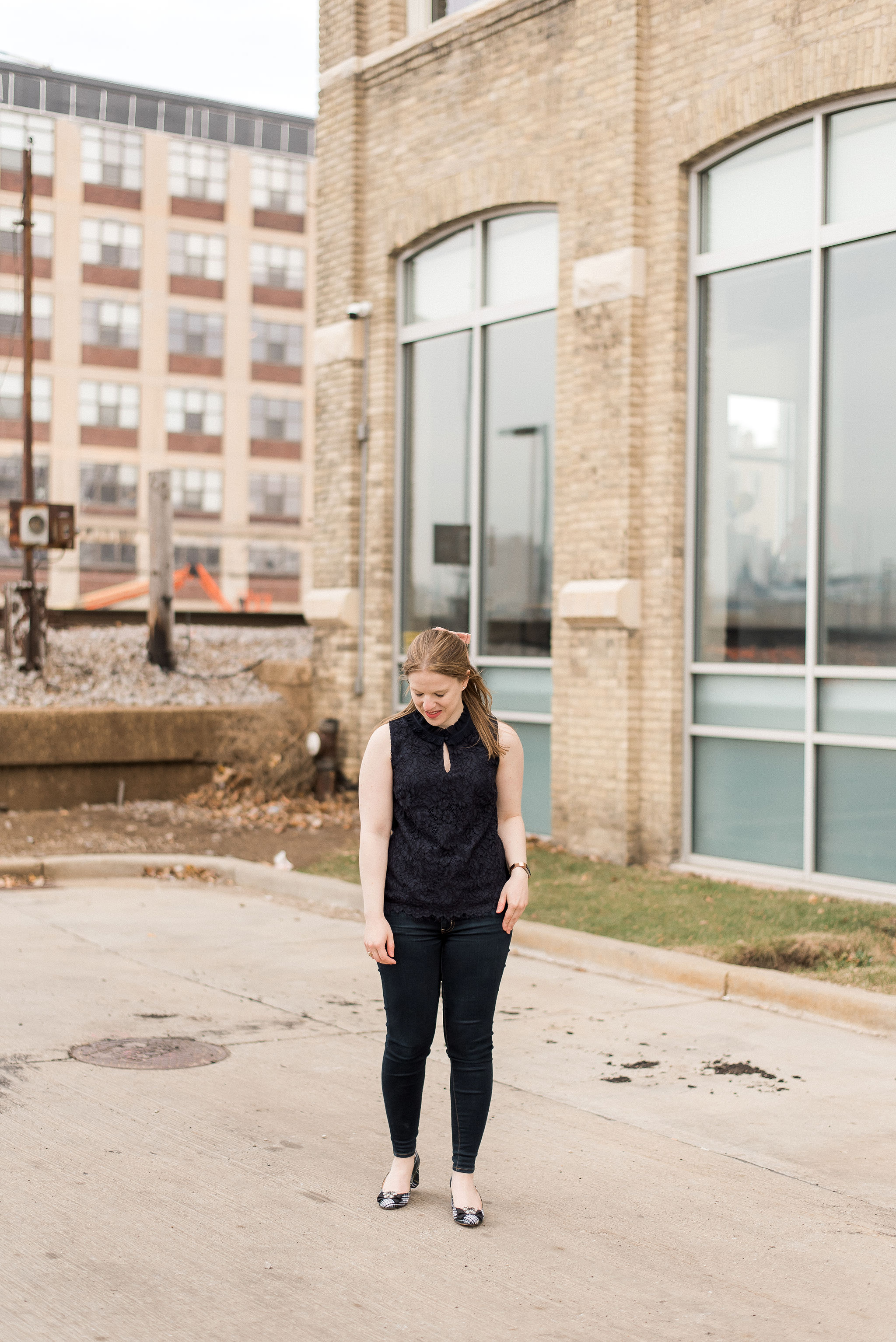 DC woman blogger wearing J.Crew lace ruffle-neck top