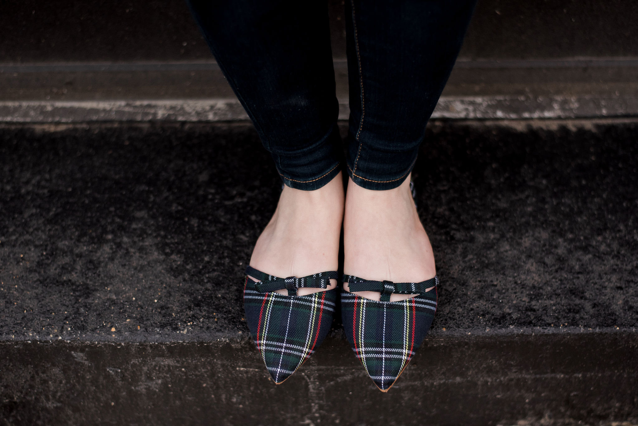 DC woman blogger wearing J.Crew Factory Tartan Plaid D'orsay Flat