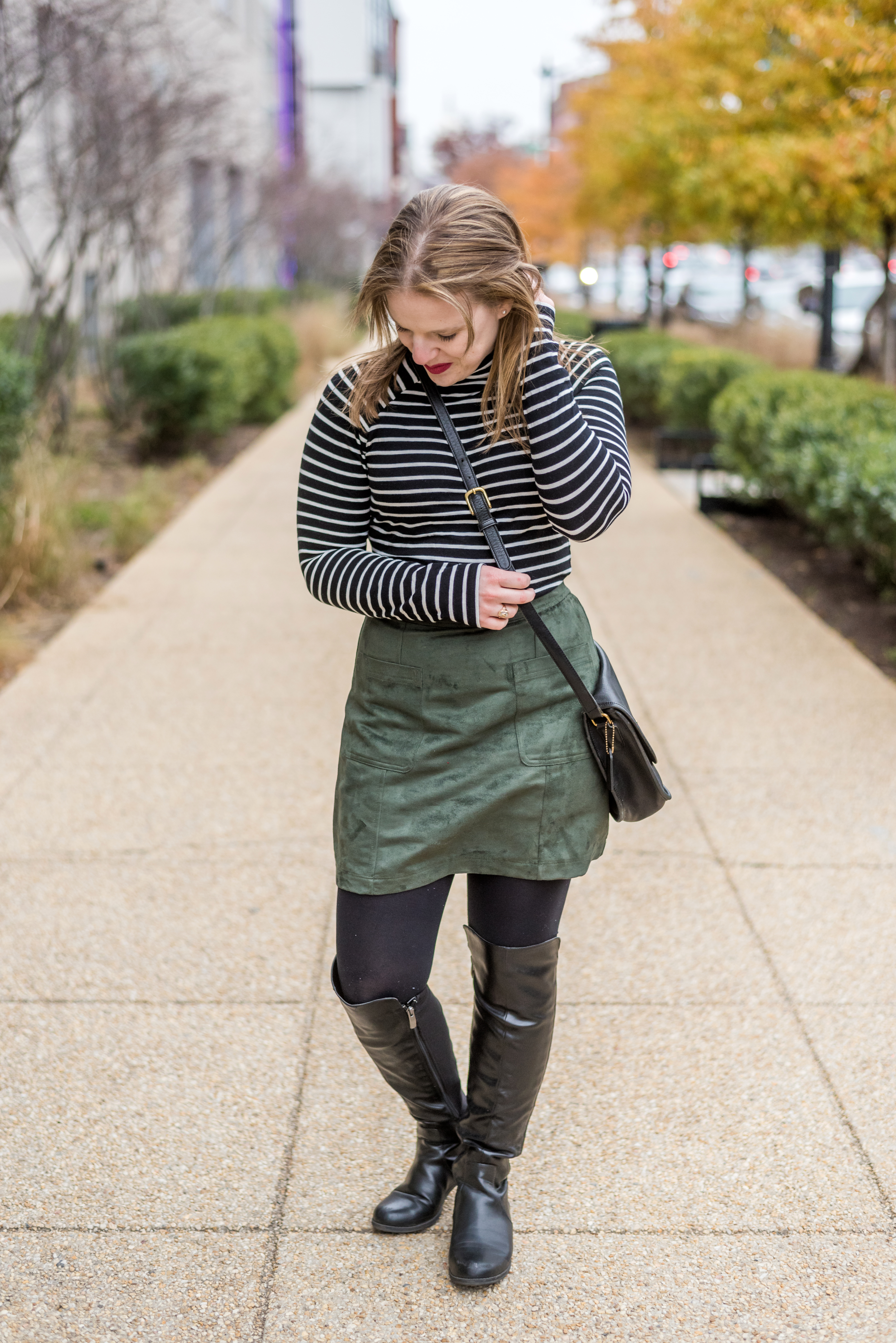 DC woman blogger wearing J.Crew striped tissue turtleneck