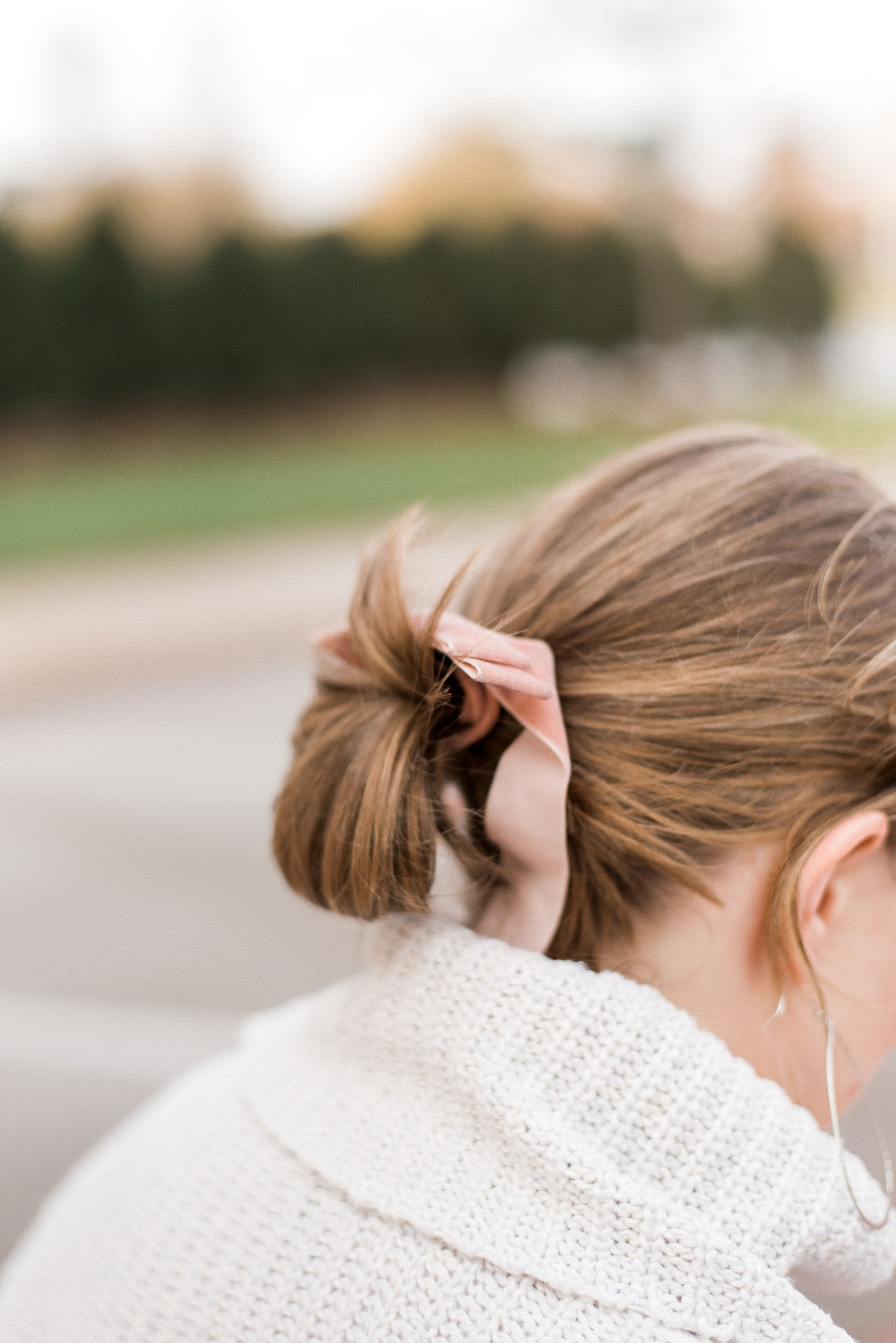 DC woman blogger wearing J.Crew velvet bow hair tie