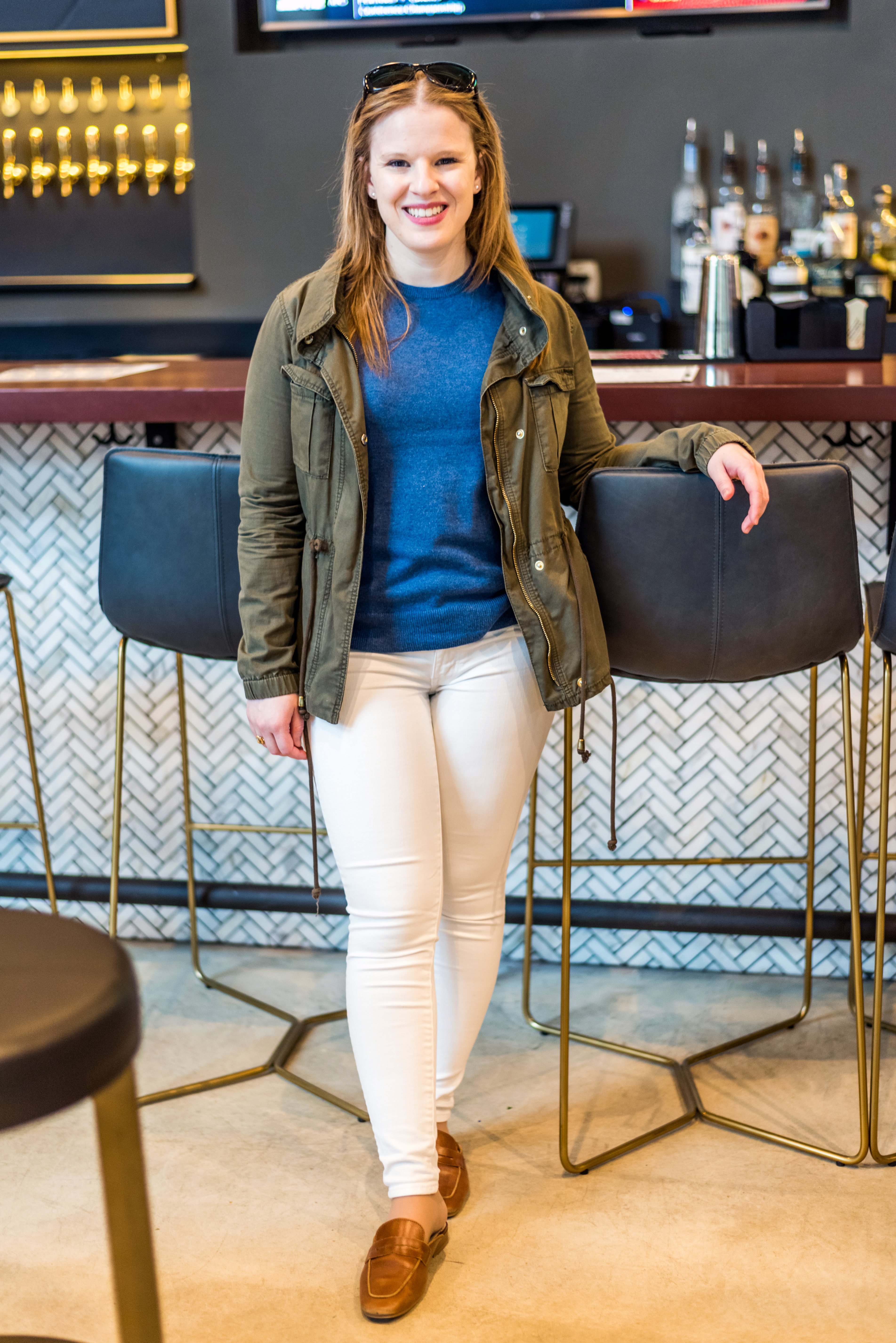 DC woman blogger wearing Aeo AE Denim X Jegging