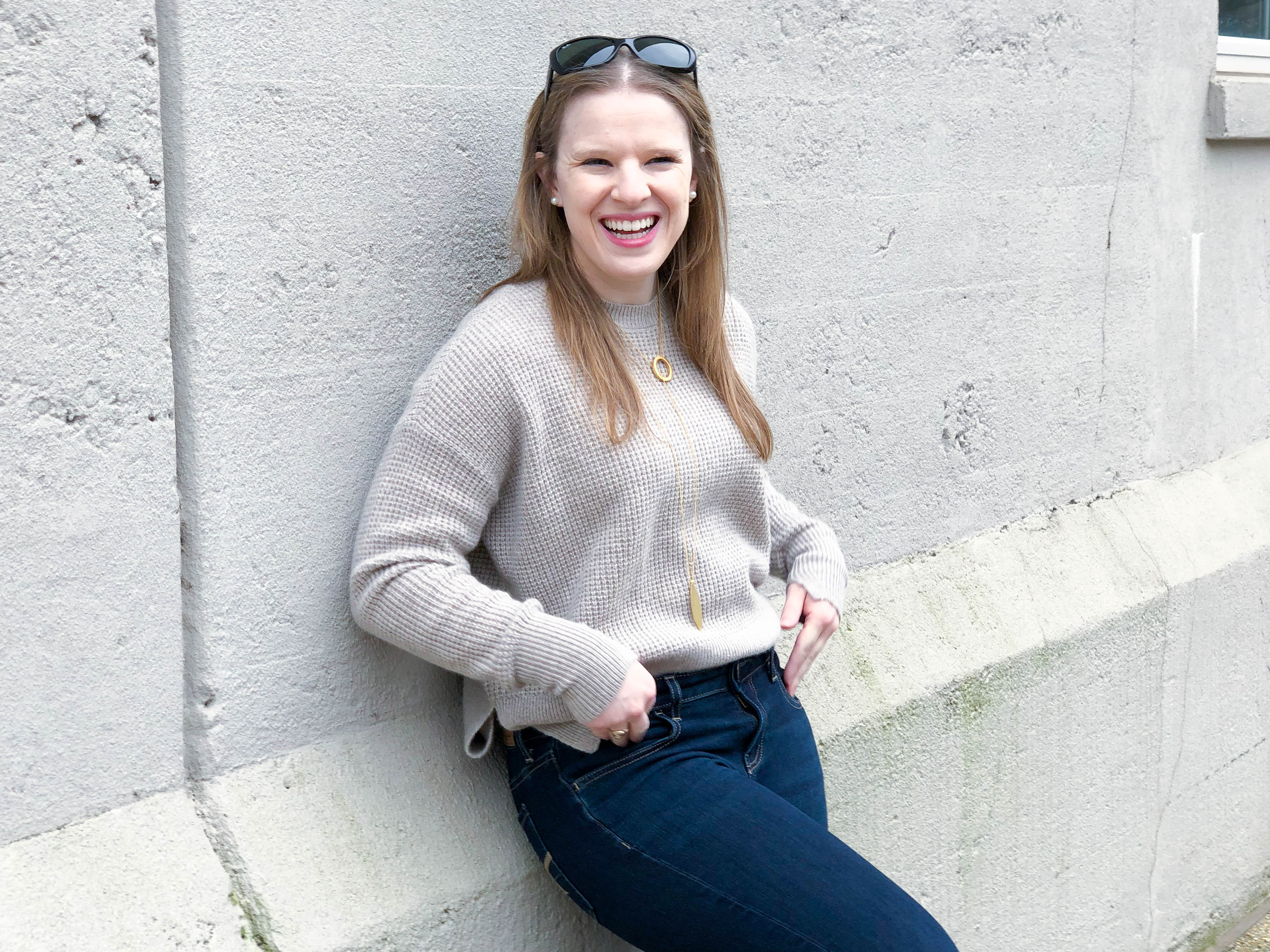 DC woman blogger wearing Everlane The Cashmere Waffle Square Crew