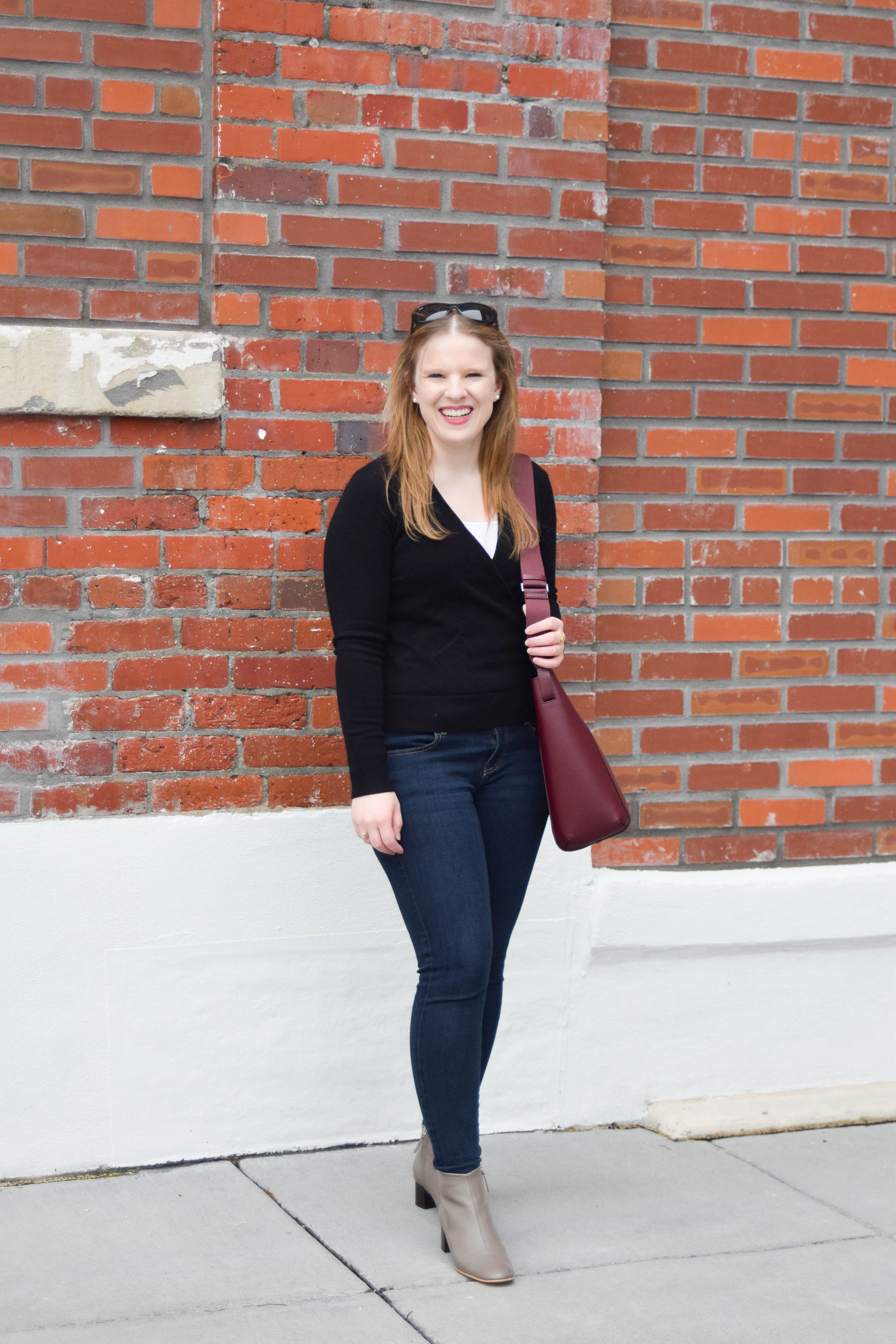 DC woman blogger wearing Everlane The Cashmere Wrap Sweater, Everlane boots and bag