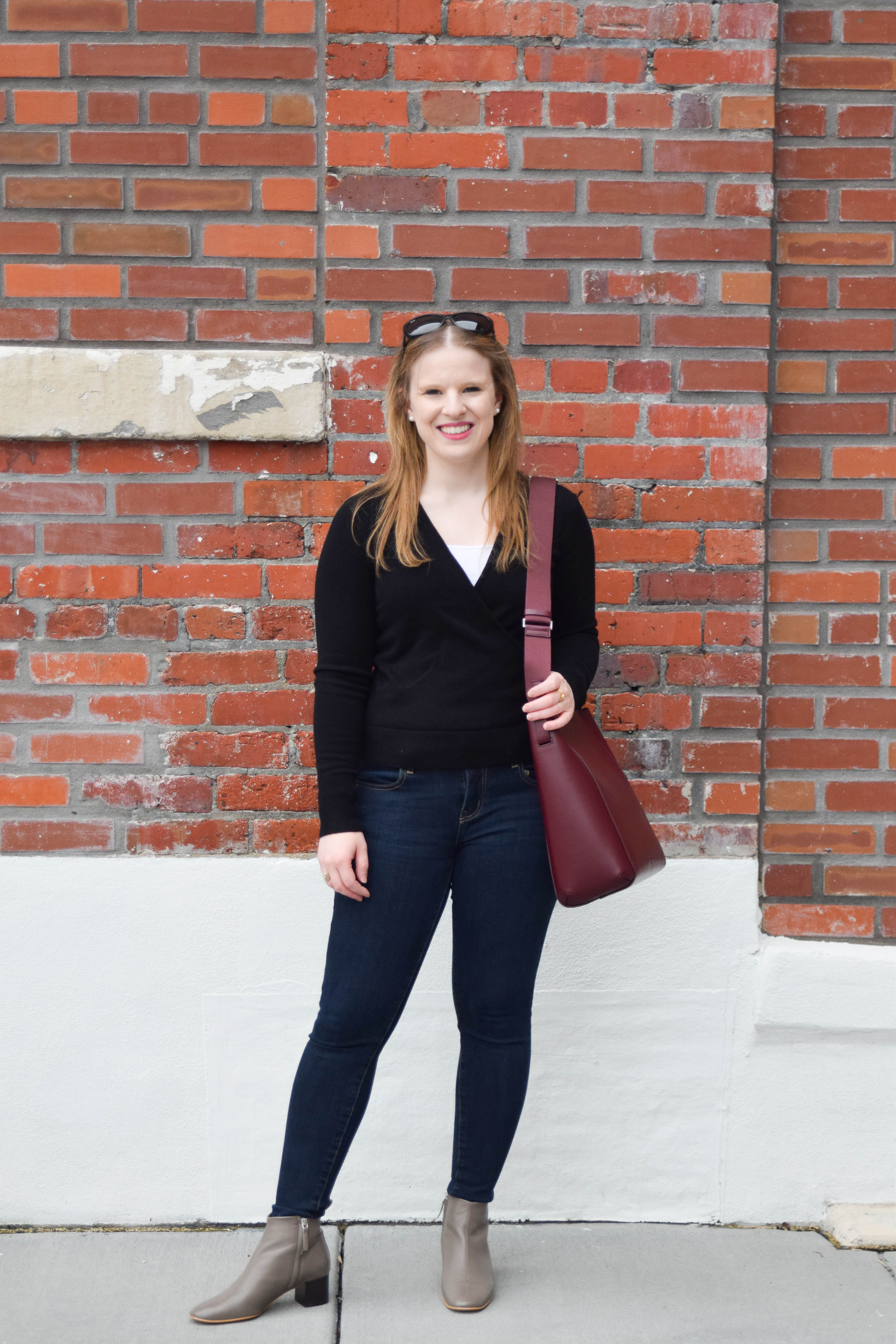 DC woman blogger wearing Everlane the Cashmere Wrap Sweater, simple but classy outfits
