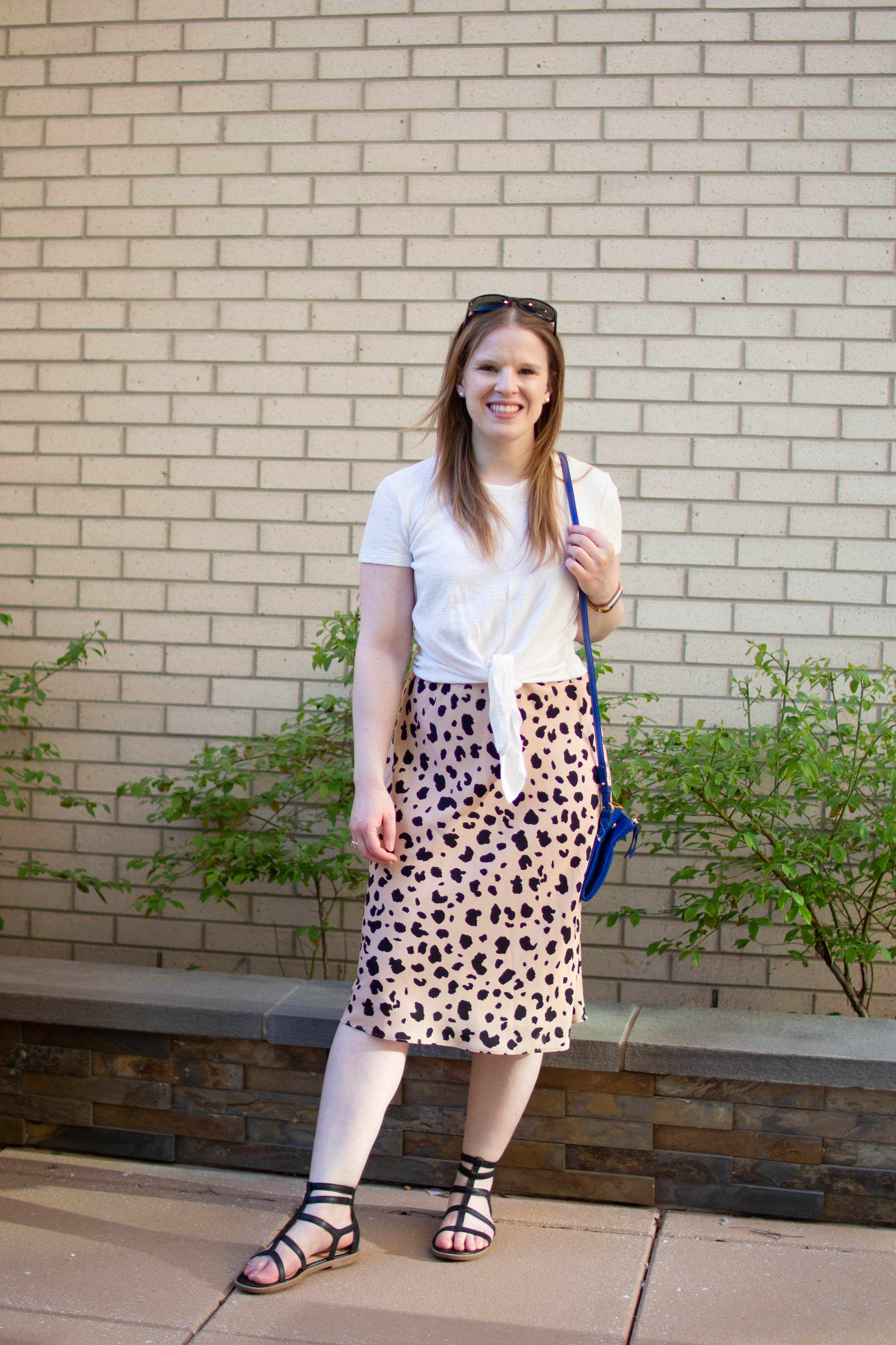 DC woman blogger wearing Socialite Leopard Print Midi Skirt