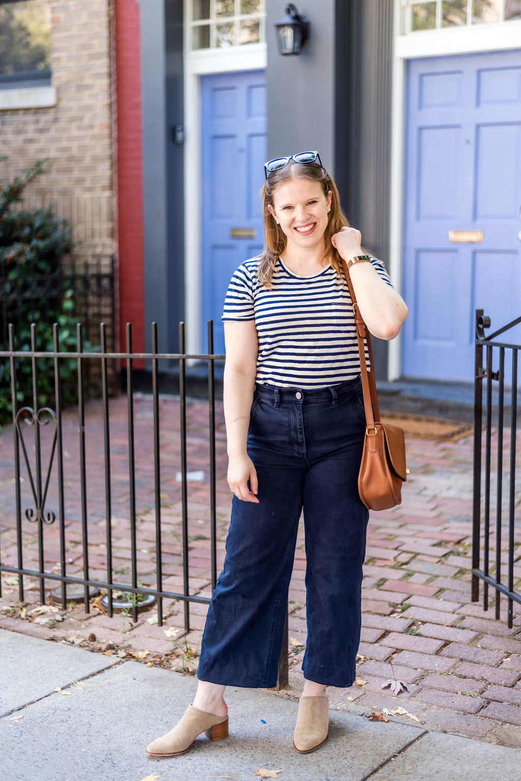 women wearing everlane wide leg pants one of the Outfits to Wear With Clogs