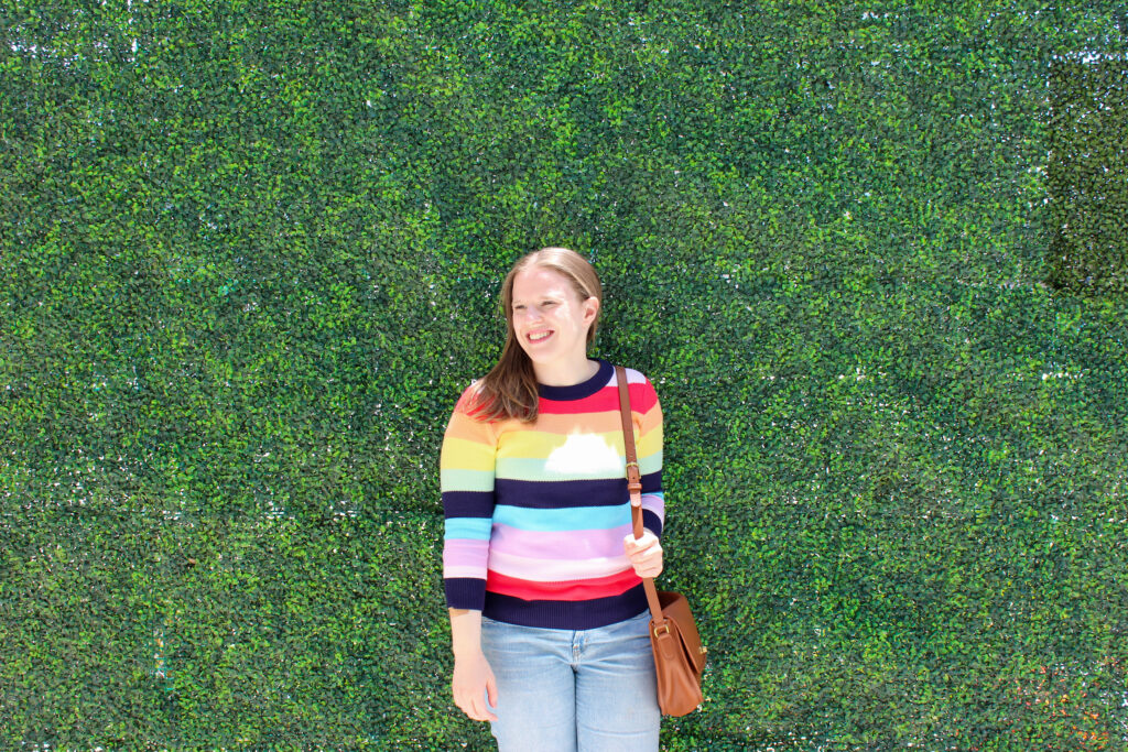 dc woman blogger wearing Halogen x Atlantic Pacific Sweater