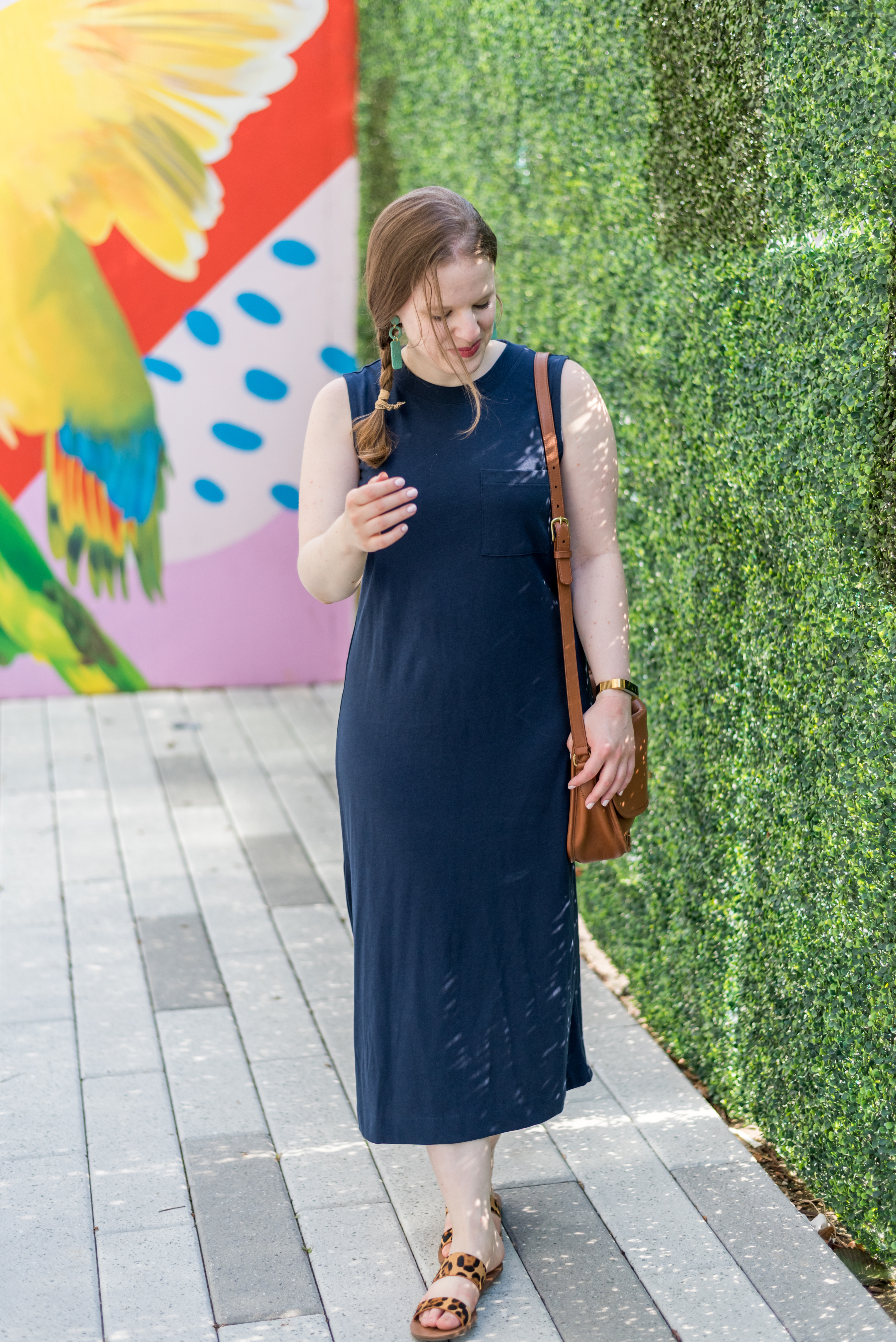 dc woman blogger wearing everlane dress