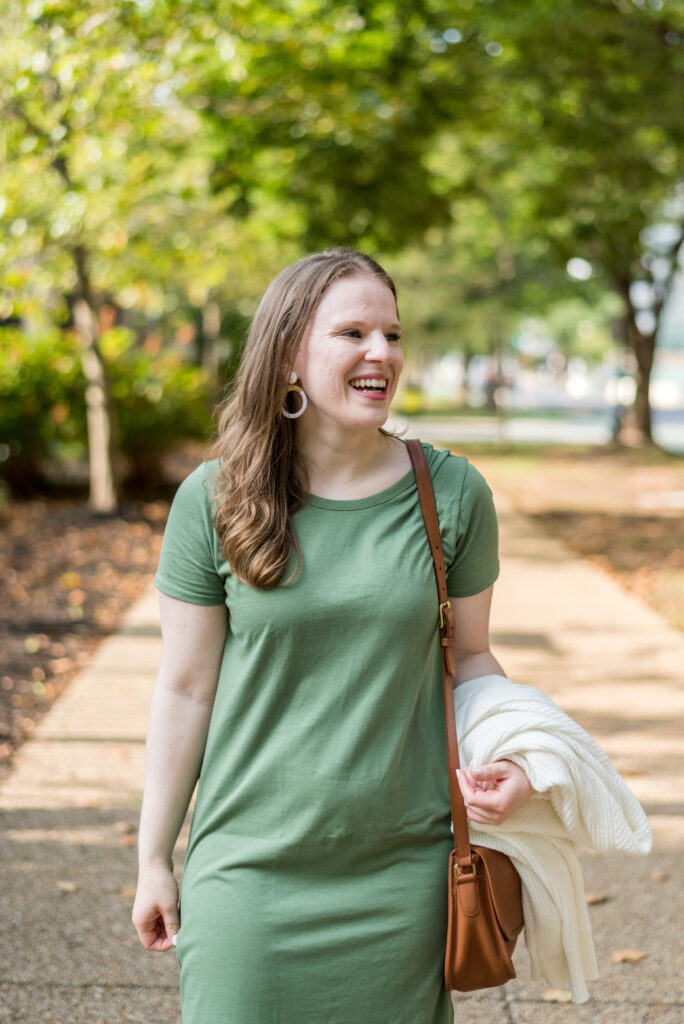 woman blogger wearing J.Crew t-shirt dress